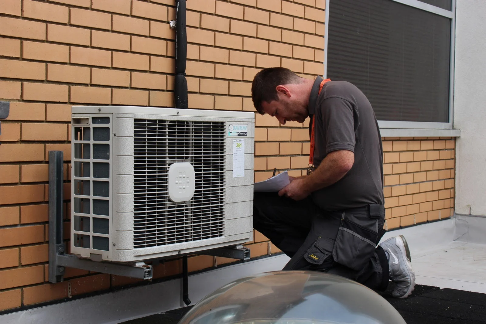 Commercial HVAC Service, Repair and Maintenance Solutions | 361 Servicing