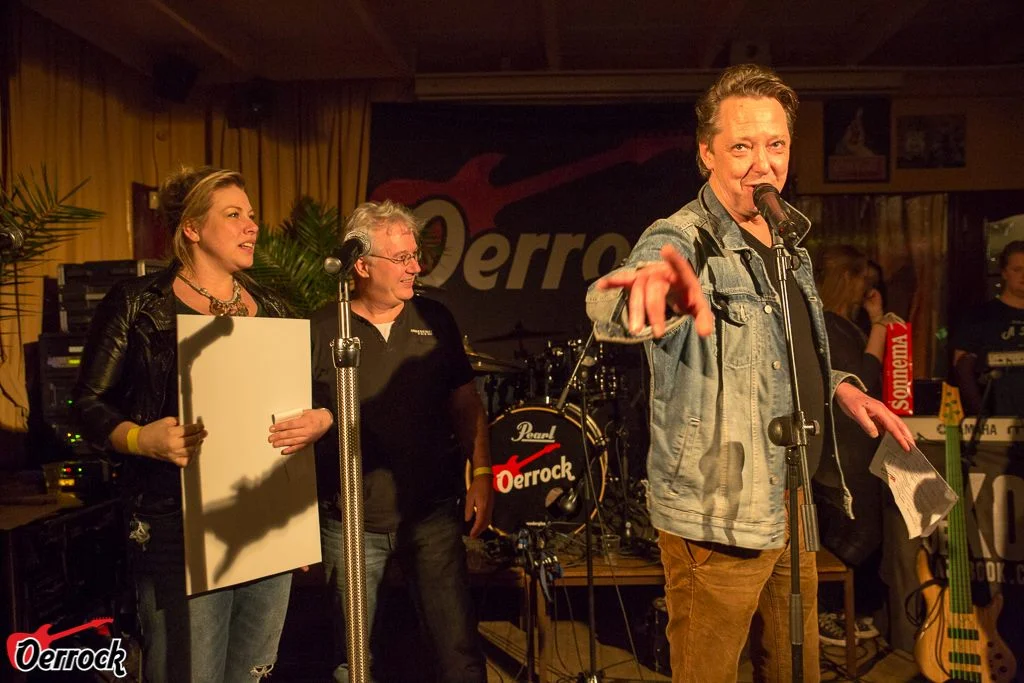 vlnr de vaste juryleden Marieke Homan, Iroon Knipping (juryvoorzitter) en Gert Scheffer