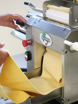 Sheeter C200.