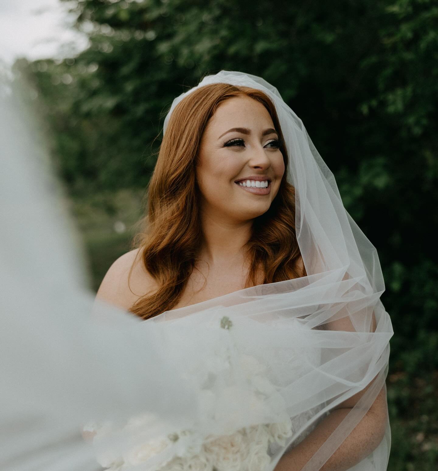 Alexis was a vision of a bride! The hair and makeup styles that she went with so perfectly accentuated her natural beauty, making her absolutely glow from the inside out💫 #studiobride 

Beautiful photos by @kaylaannephotographystl