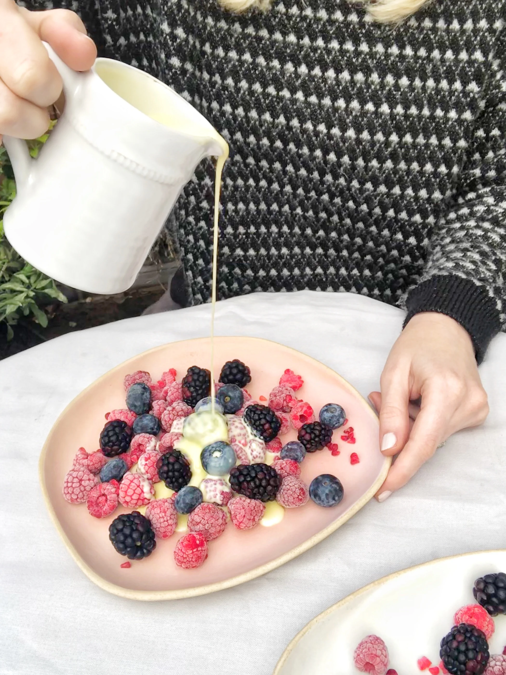 FROZEN BERRIES WITH HOT WHITE CHOCOLATE SAUCE INSPIRED BY FELICITY CLOAKE — Desert Island Dishes