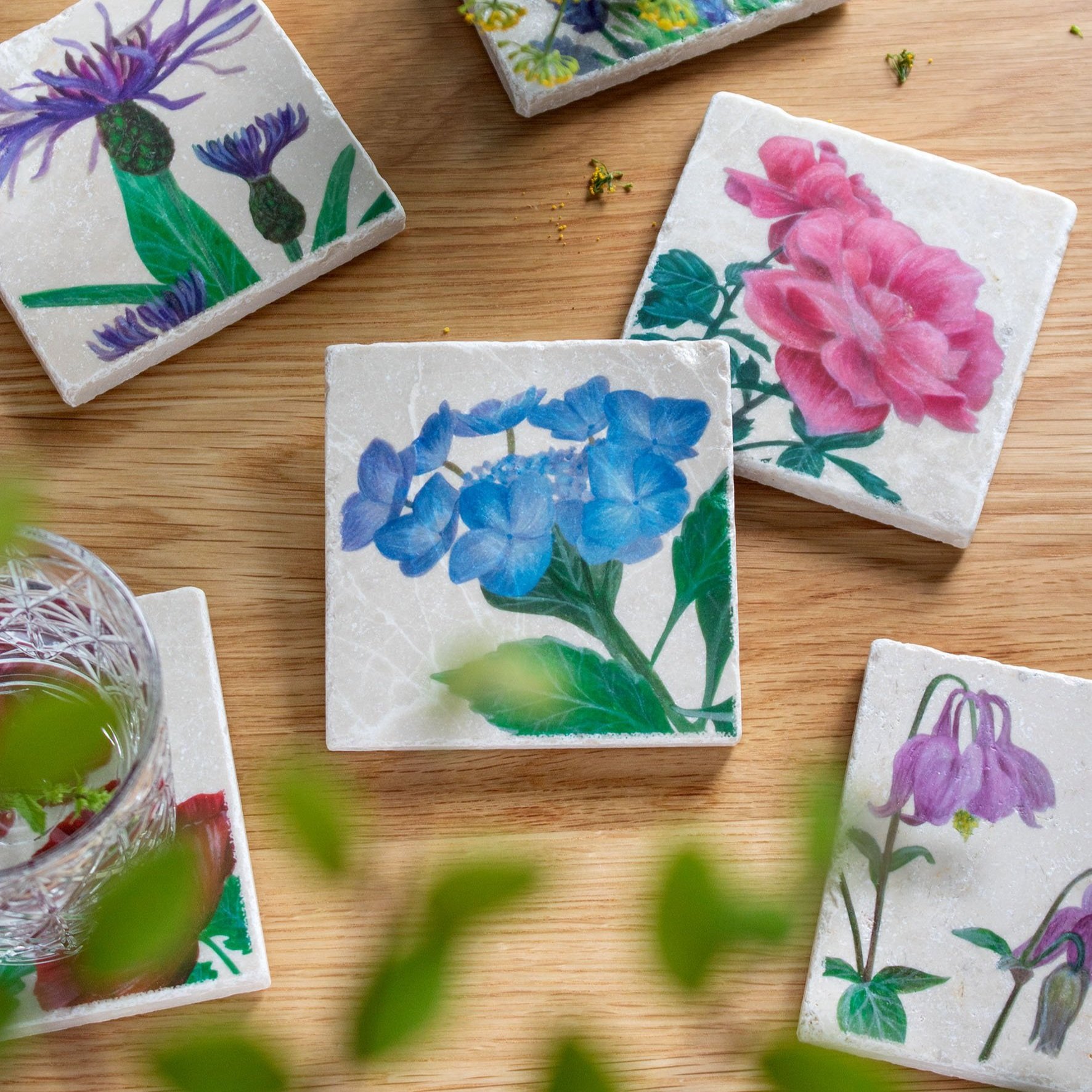 Garden+Coasters-on+wooden+table-hydrangea+focus.jpg