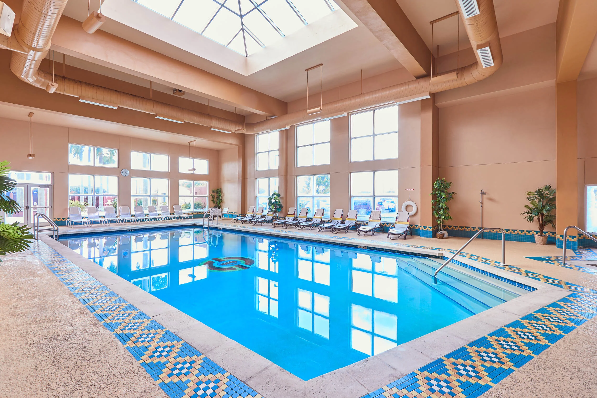 Indoor_Pool_4110.jpg