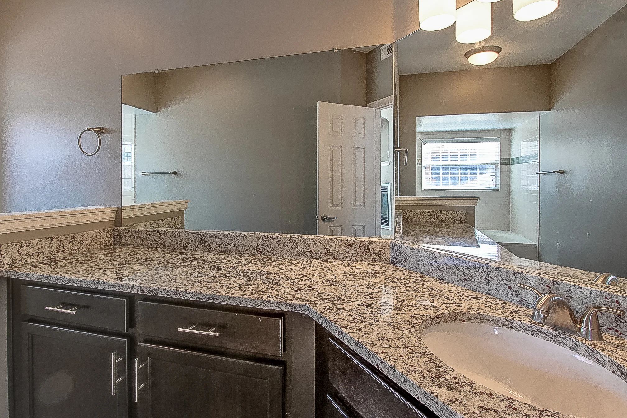 SB-24-302 Bell Flatiron-14.JPG