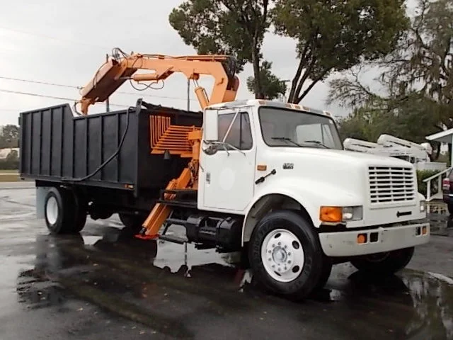 986_2002_Intftl_4700_Grapple_Truck_5_986_5.JPG