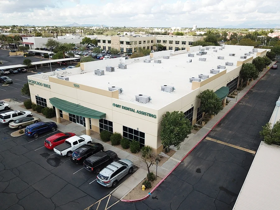 val vista building.jpg