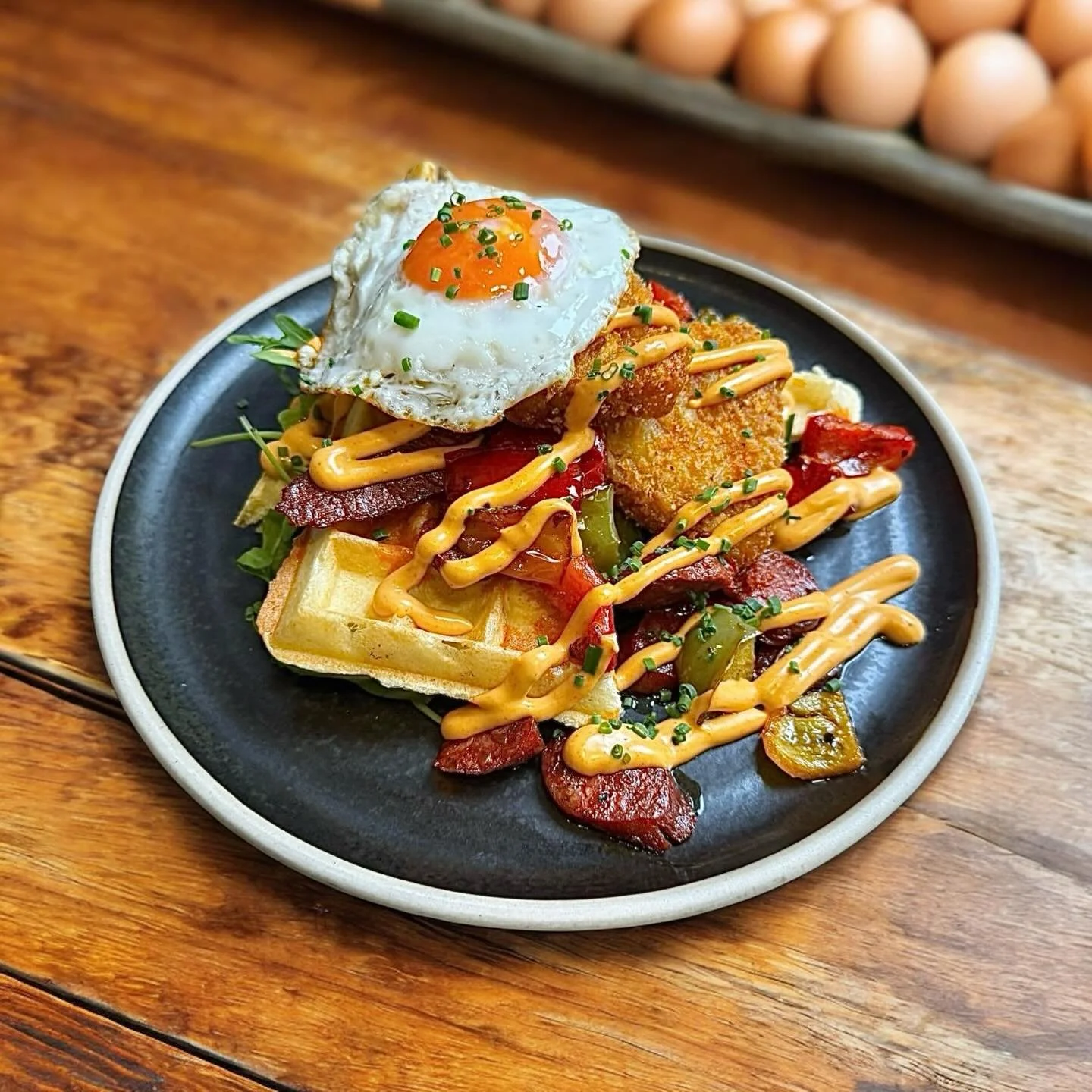 EGGCITING NEW BREAKFAST ITEMS 🍳 

CHORIZO HASH! 
Crispy hash browns with chorizo, roasted peppers, rocket, confit garlic &amp; smoked paprika aioli, plus a fried free range egg @wafflehousenorwich
