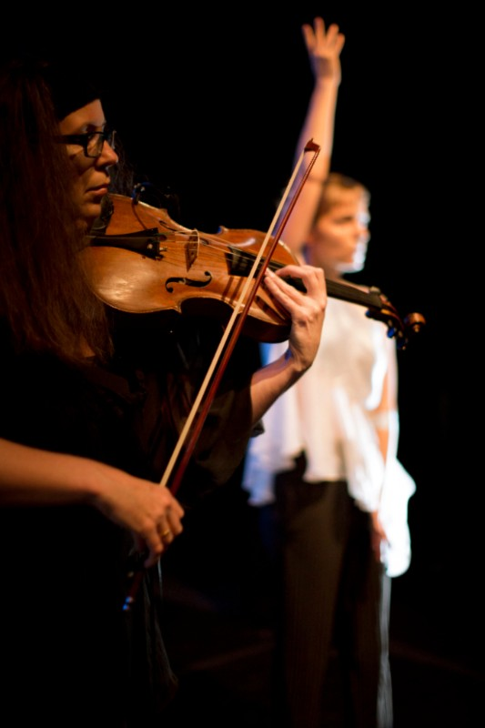  Atmokinesis with Karin Stevens. Photographer - Michelle Smith-Lewis. 