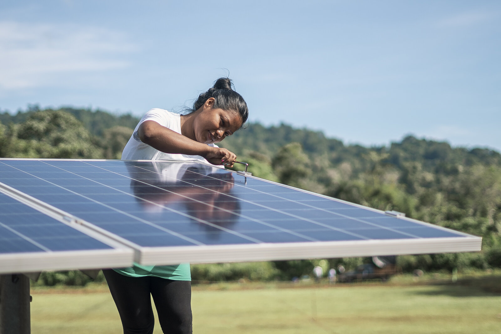 Heilyn “Gina” Sánchez, Women’s Empowerment Coordinador and Solar Technician