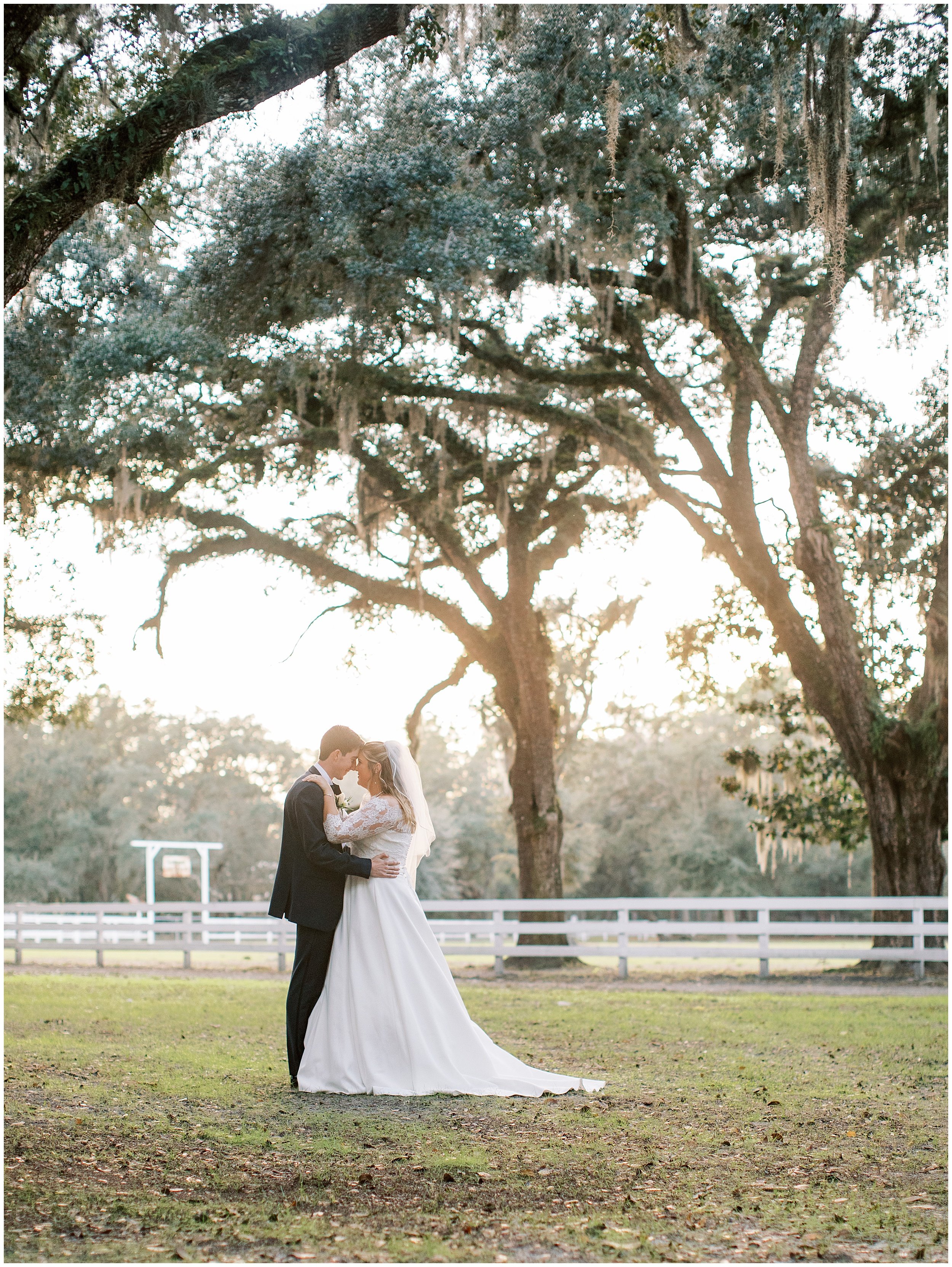 Lisa Silva Photography Jacksonville St Augustine Amelia Island Ponte Vedra Beach Fine Art Film Wedding Photographer- Chandler Oaks Barn Wedding_0060.jpg