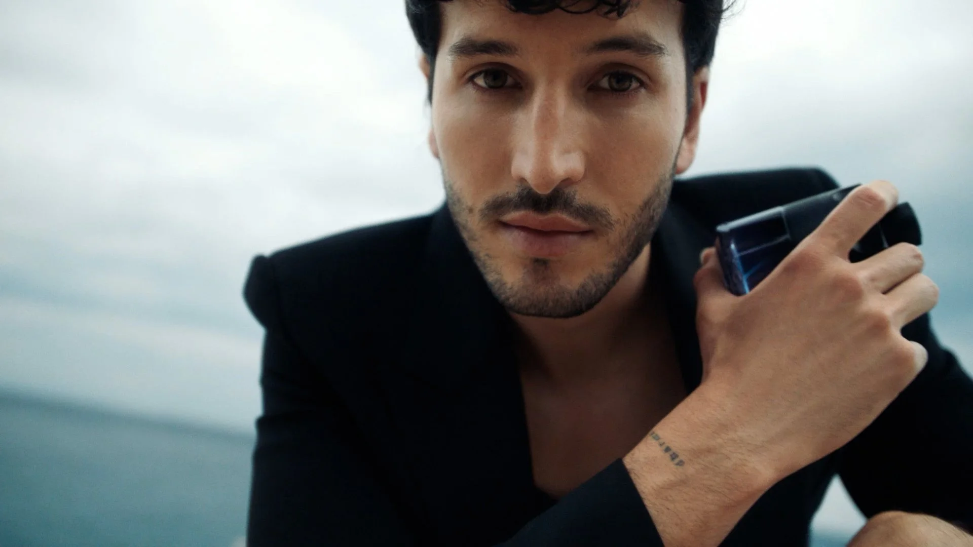 AZZARO wanted