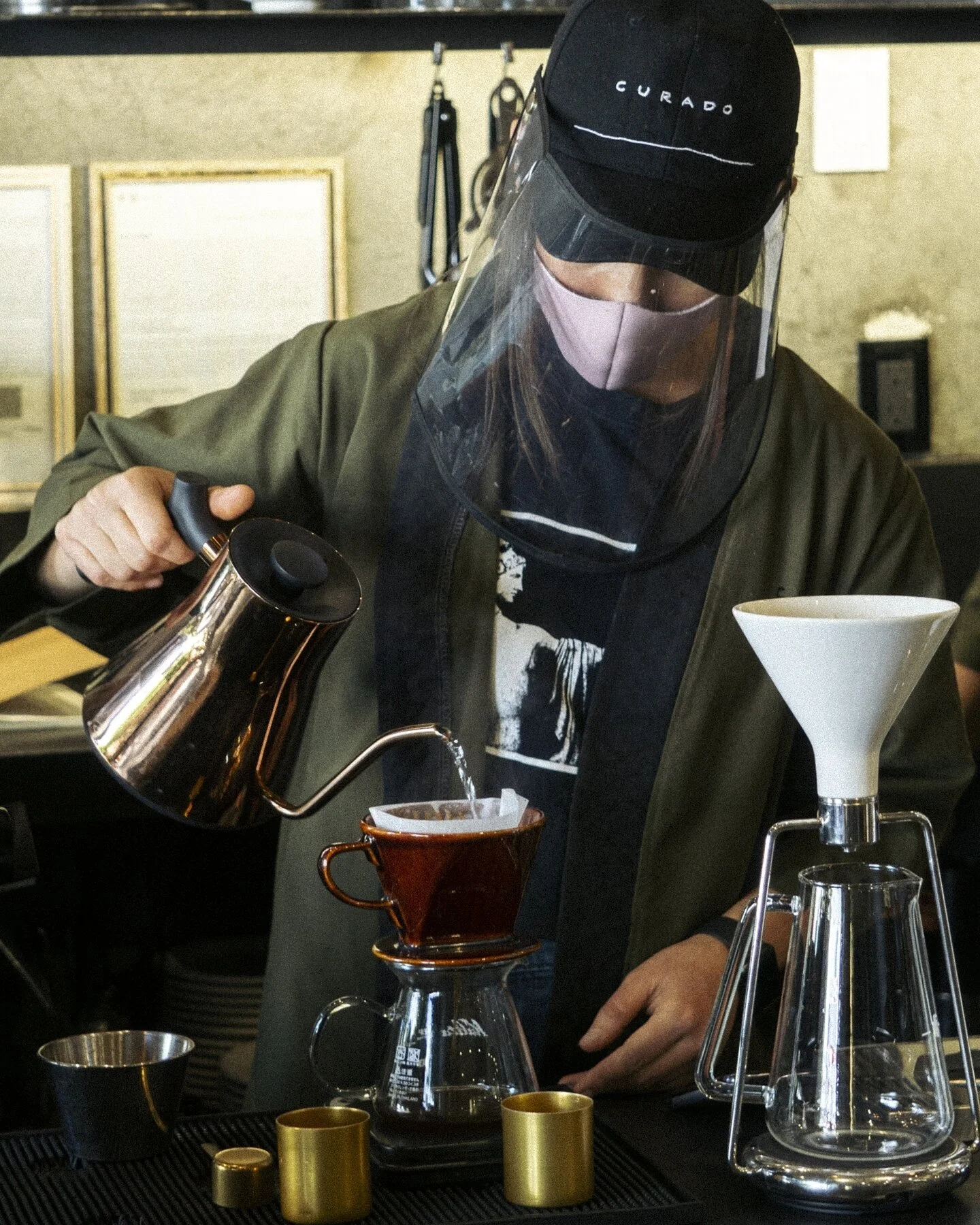 Hay personas que sacan lo mejor de nosotros, hay m&eacute;todos que sacan lo mejor del caf&eacute;
&iquest;Y t&uacute;, qu&eacute; m&eacute;todo prefieres?
Recuerda que en todas tus visitas puedes apoyarte con nuestrxs chicxs de barra y preguntarle