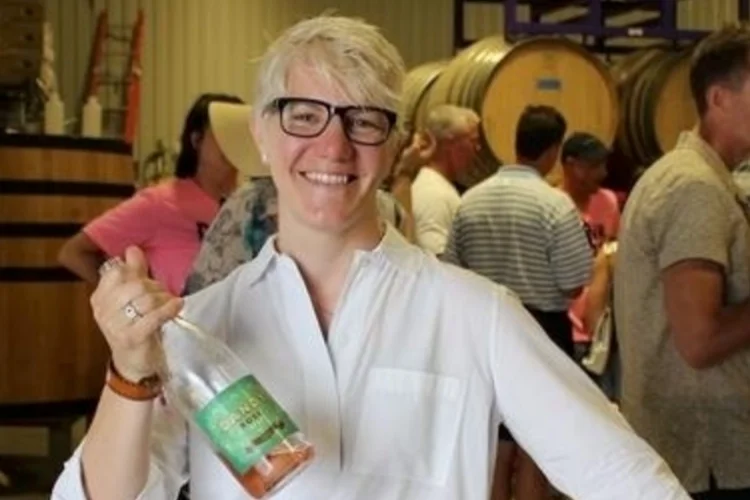 Rae Marie Wilson Rae Wilson, Founder and Winemaker for Wine For the People, has worked in food and wine for over 20 years. From beer brewing and a variety of restaurant roles, she turned her sights to wine in 2007, acquiring an Advanced Certification from the WSET, and later with the Court of Master Sommeliers as a Certified Sommelier. She learned winemaking in Napa Valley and Portugal, and upon returning to Austin in 2010, established Wine For the People. In 2014 she released the first vintage of Dandy Rosé, established a vineyard in the Texas Hill Country, then co-founded The Grower Project production in 2016.