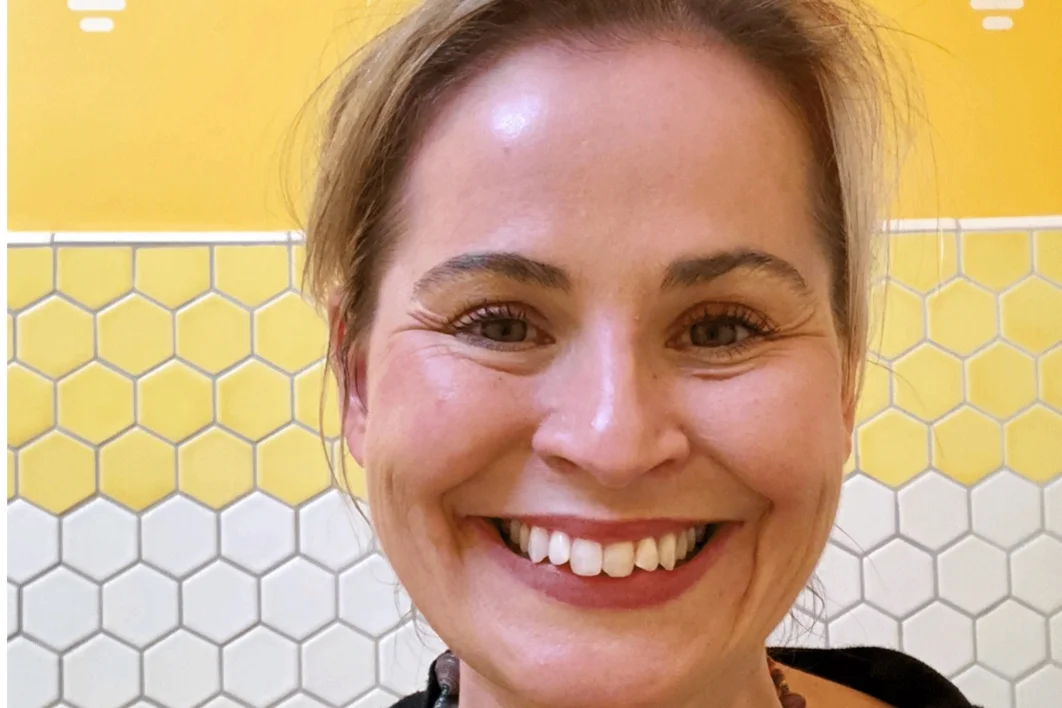 Meg SchwartzMeg Schwartz, owner of Spoon & Co a Boutique Catering Company in Austin, TX has dedicated her life to sharing delicious food and excellent service.Her career in food began in 2000, when she landed her first job cooking for Deli’s &am…