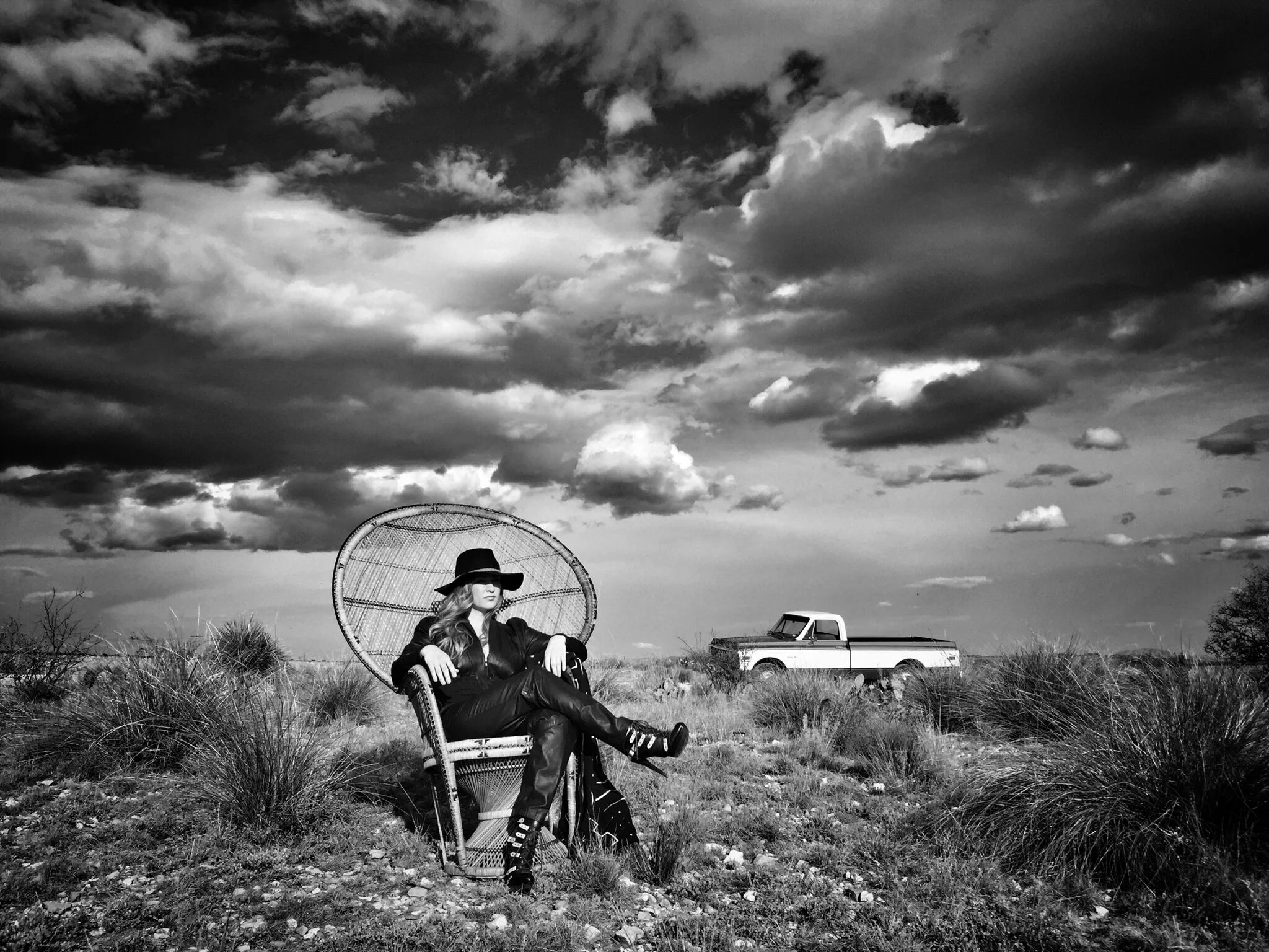 Allison Crawford_BW_Credit Jessica Lutz_2016-14_preview.jpeg