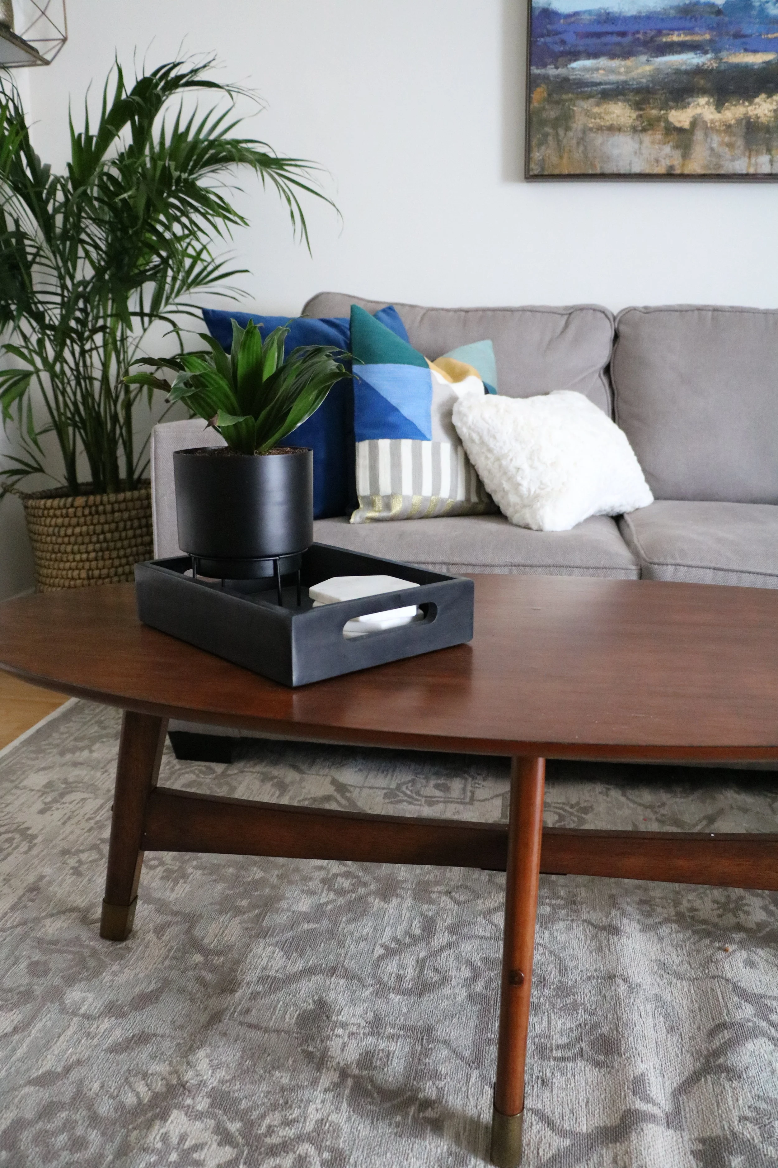 A Relaxed &amp; Modern Apartment 