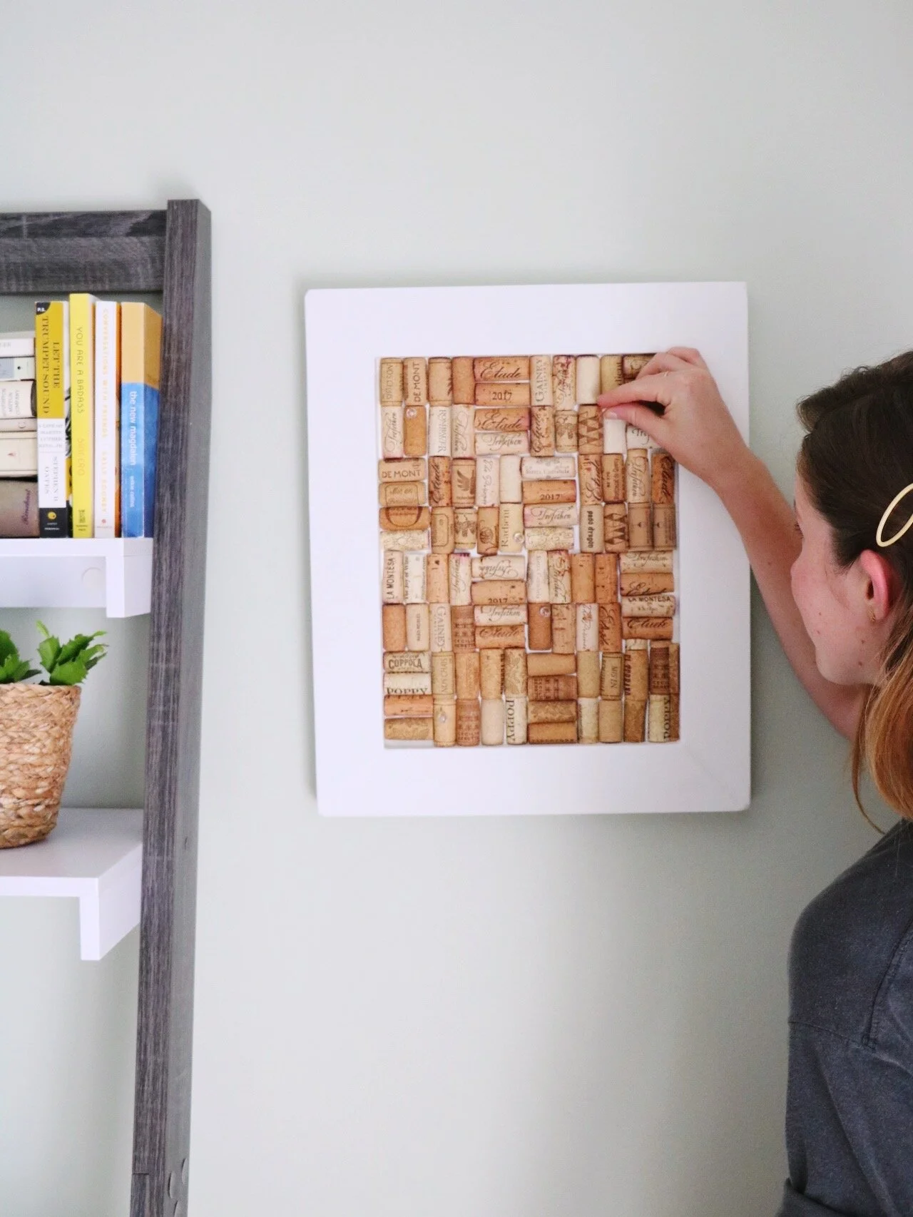 Create a Wine Cork Pinboard