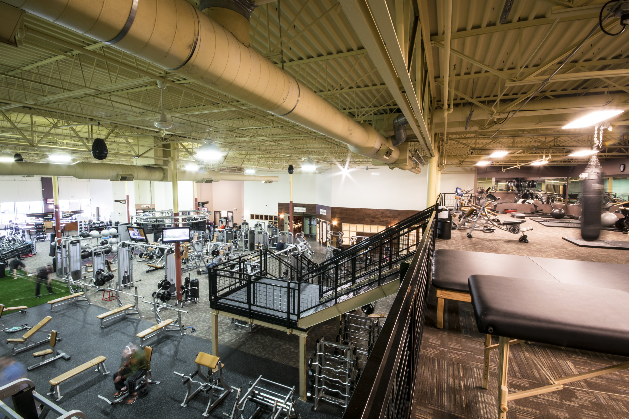 gyms ceiling