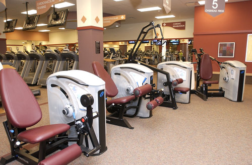 Garden City Ny Wellness Center Fitness Aquatics Healthtrax