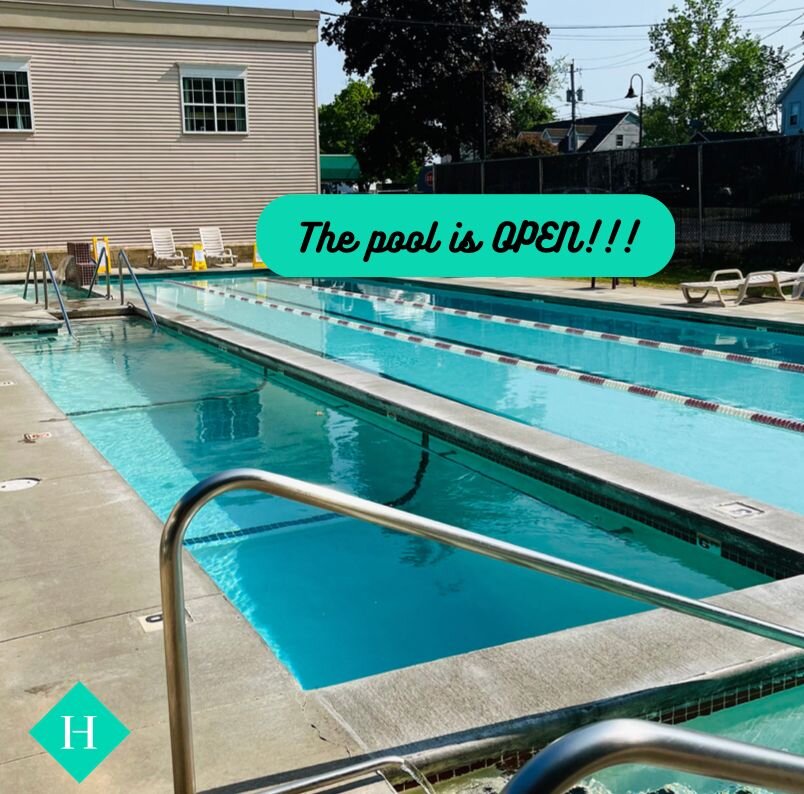 The bubble is off and the pool is open here at East Longmeadow Healthtrax!!🌞

Come stop by for a swim! 🌊

#poolopen #happyalmostfriday #healthtrax #eastlongmeadow