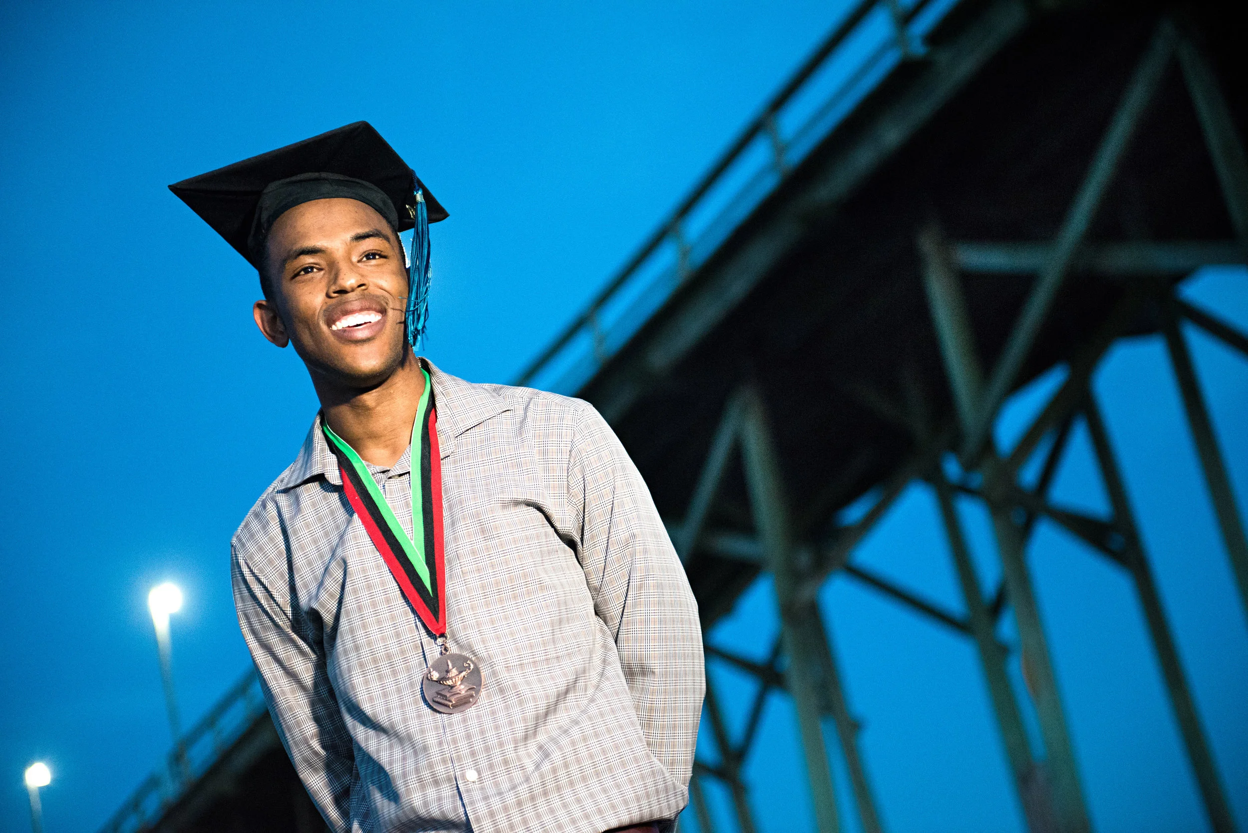 Jorey Isaia Graduation_0148LR.jpg