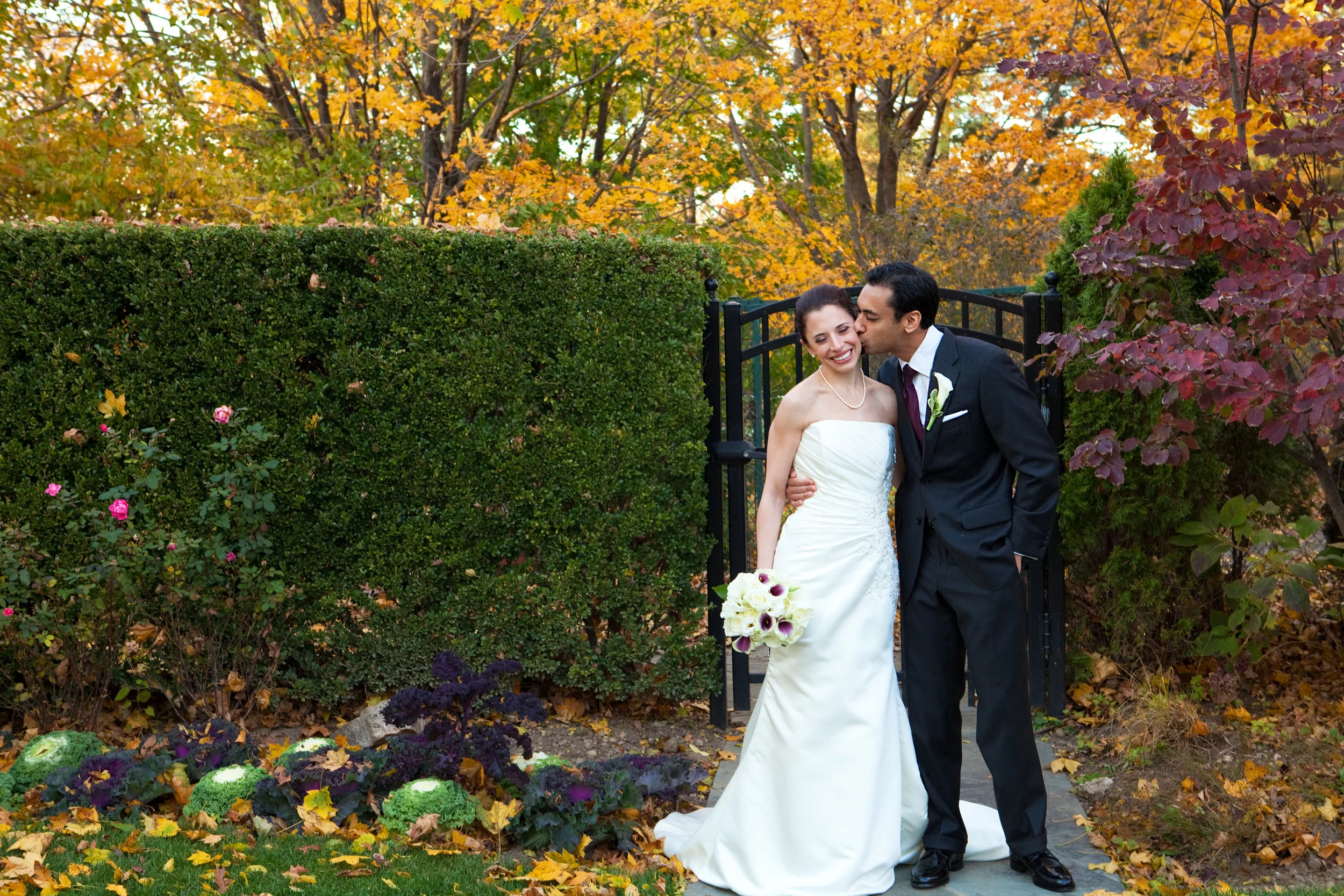 Jessica&Jesse_11.11.11_0248_storefront.jpg