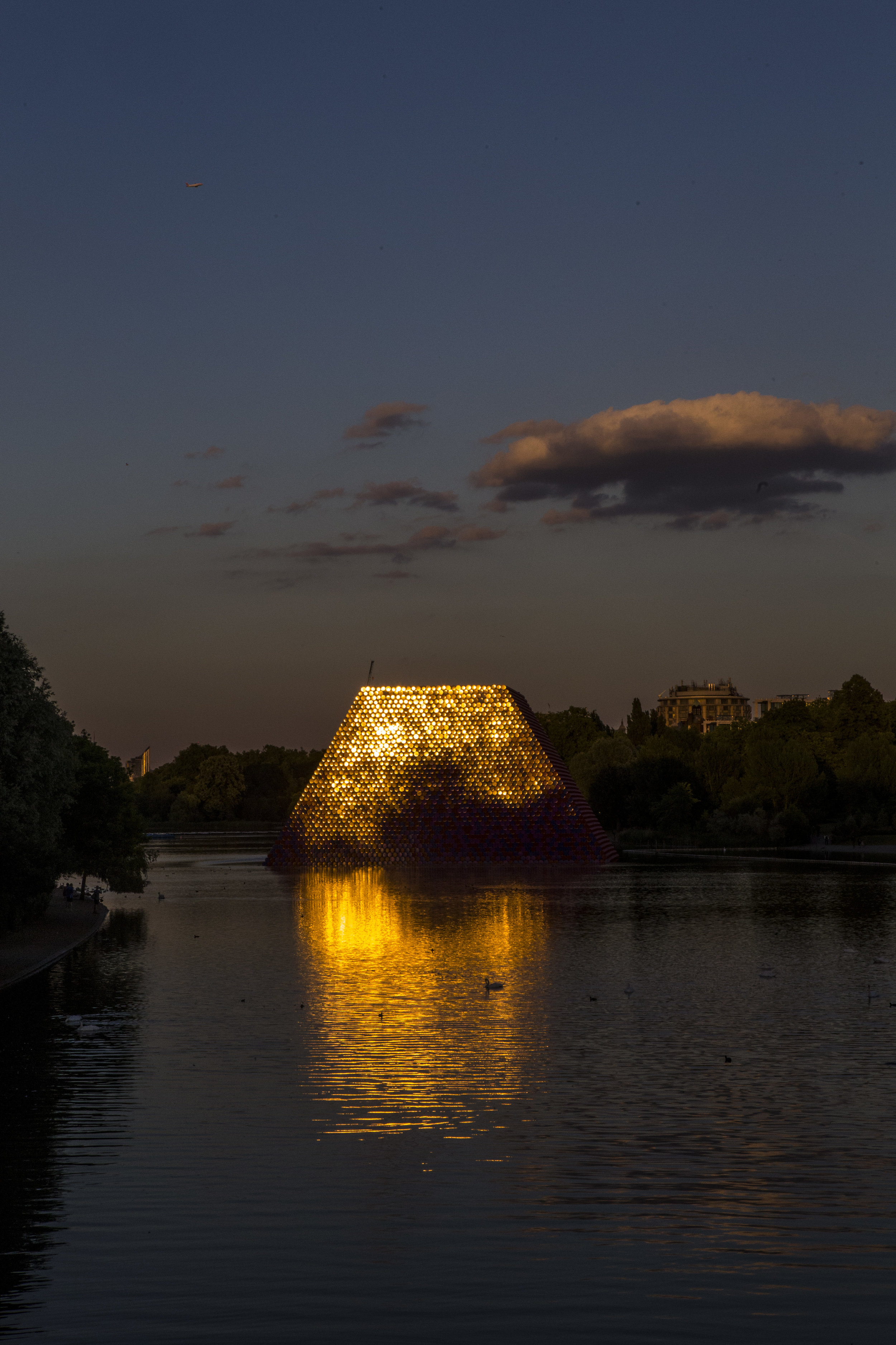 In Hyde Park: Christo's London Mastaba