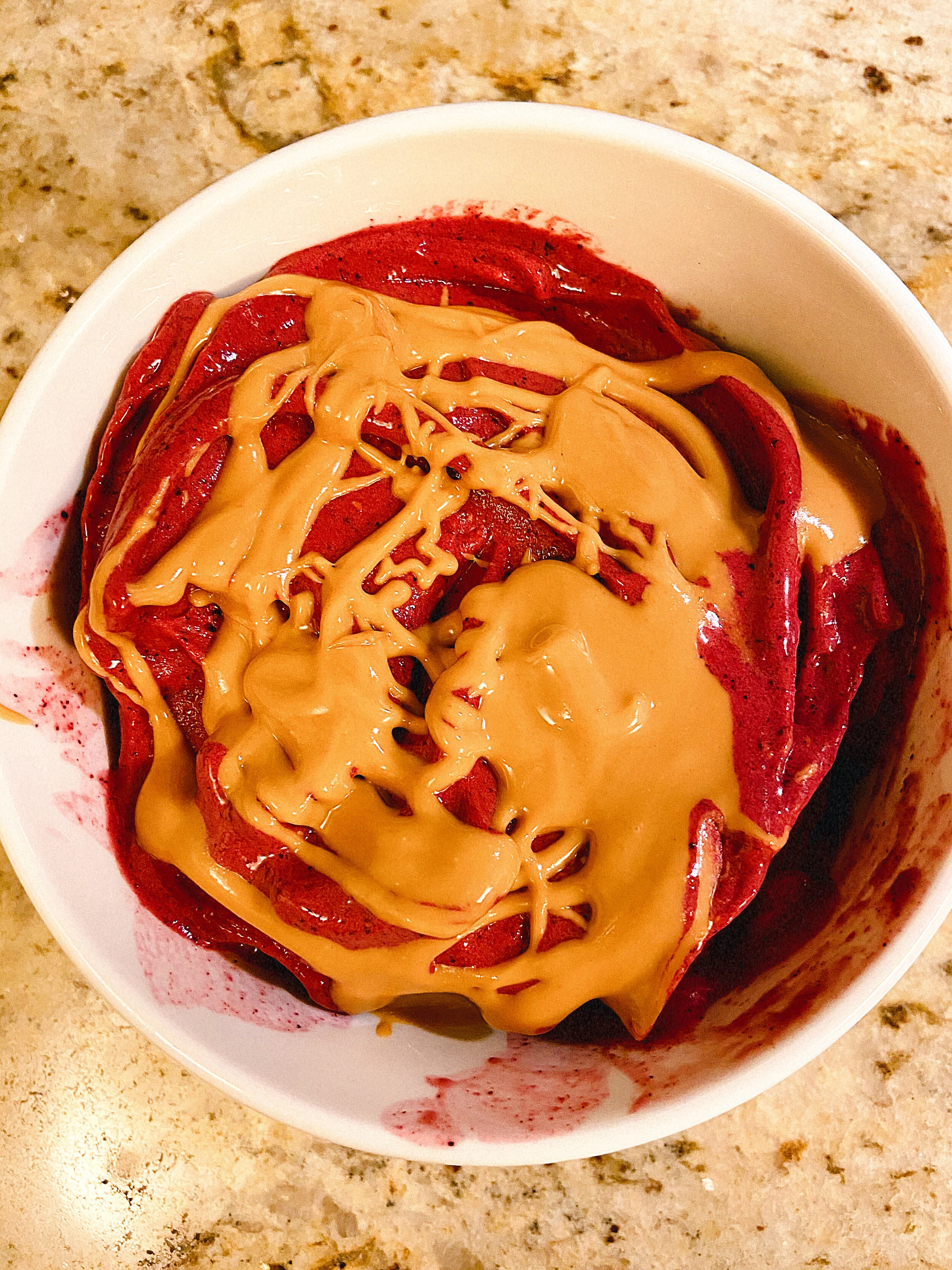 pb+j smoothie bowl
