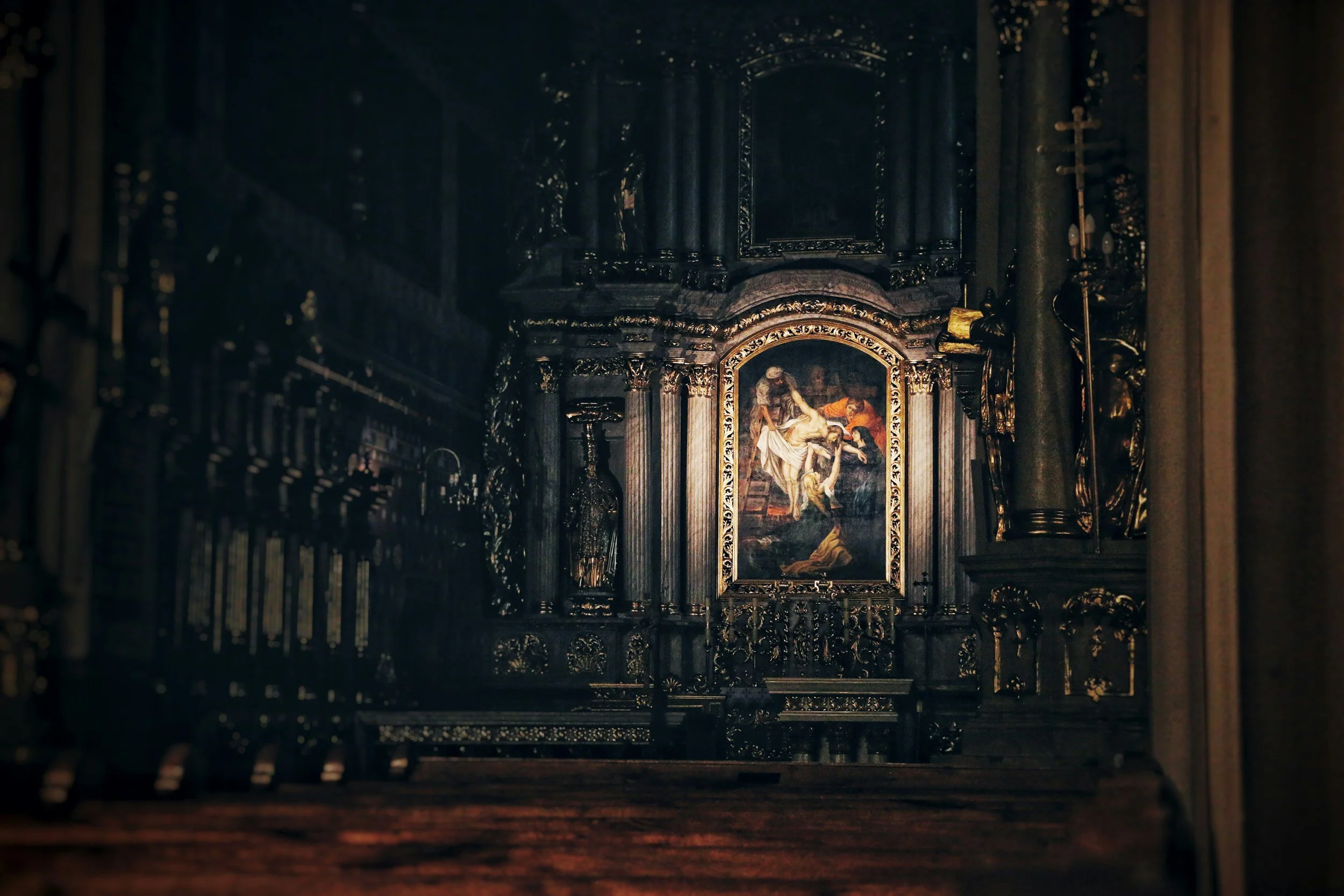 Let the King of Glory Come In!