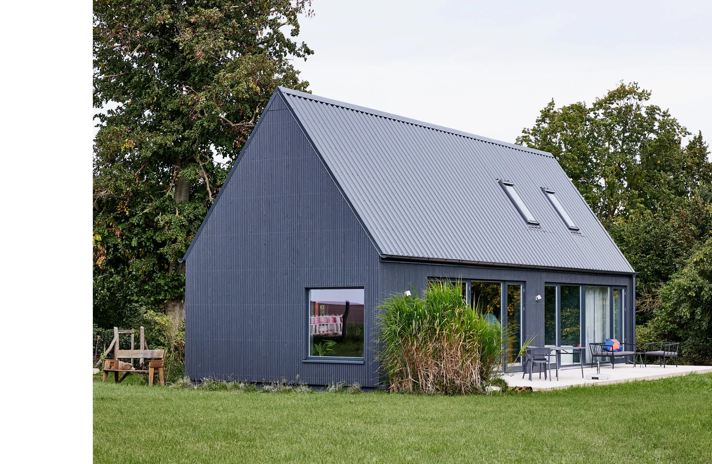 Interior photography of a weekend house in the Uckermark by Christoph Musiol