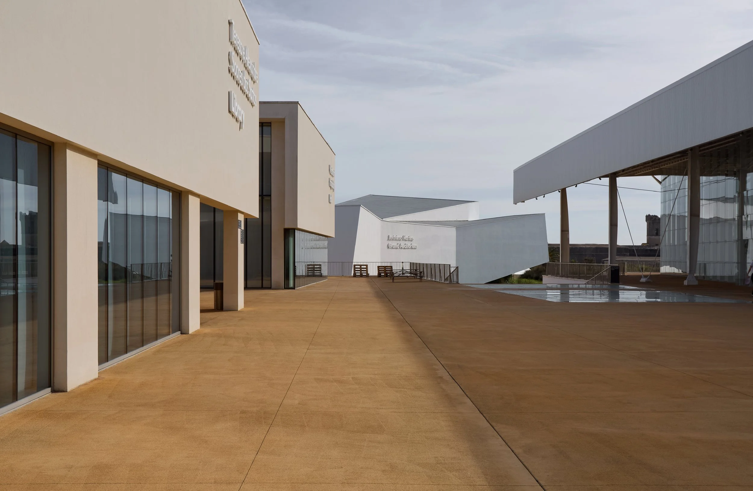 Architectural photography of Nova SBE Campus in Lisbon by Christoph Musiol