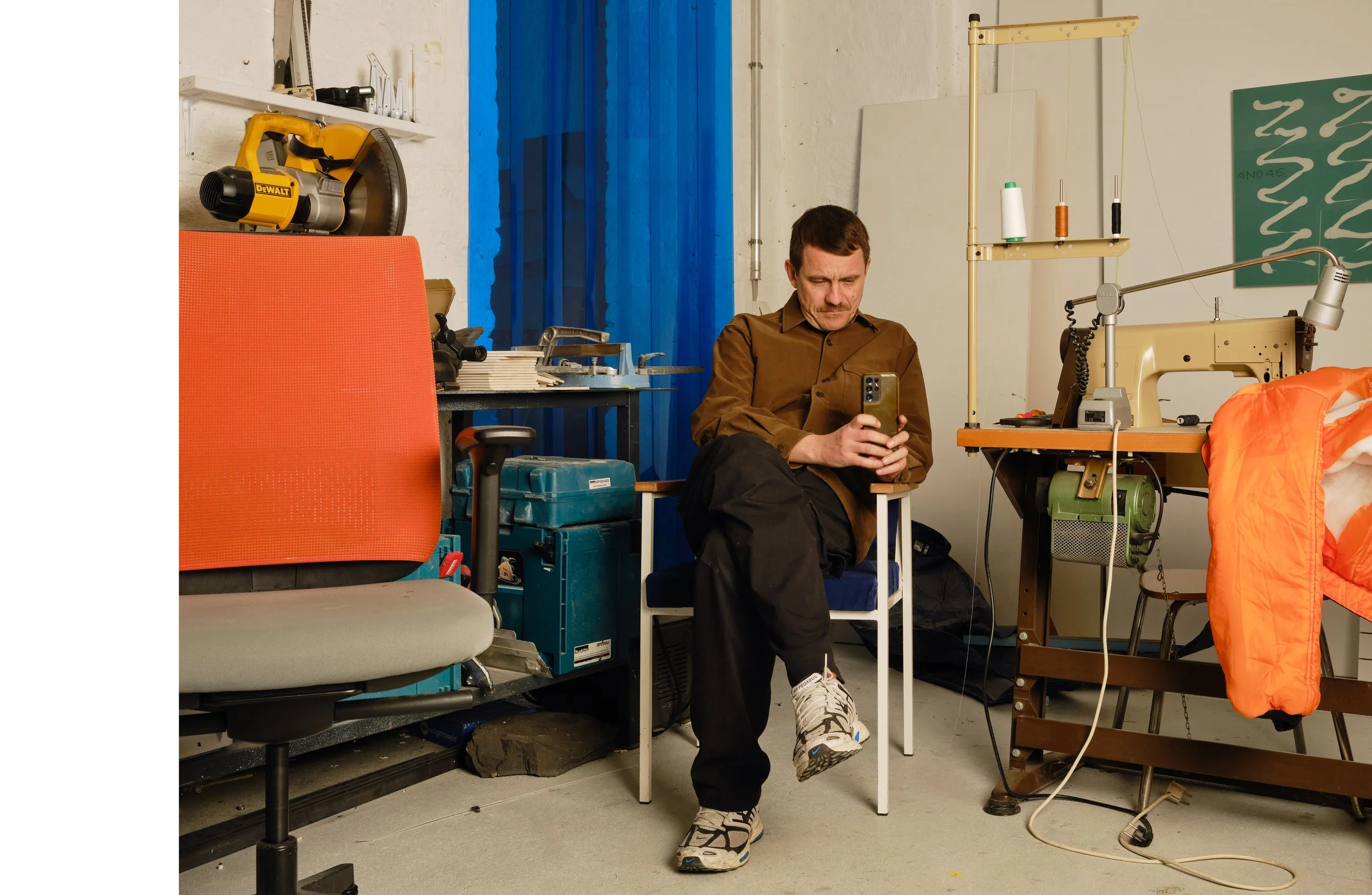 Studio Visit / Artist Simon Mullen
