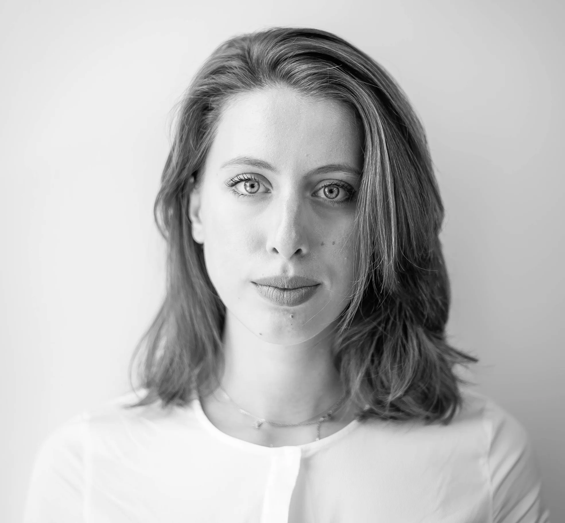 TeamPhoto-Dana_BW.jpg