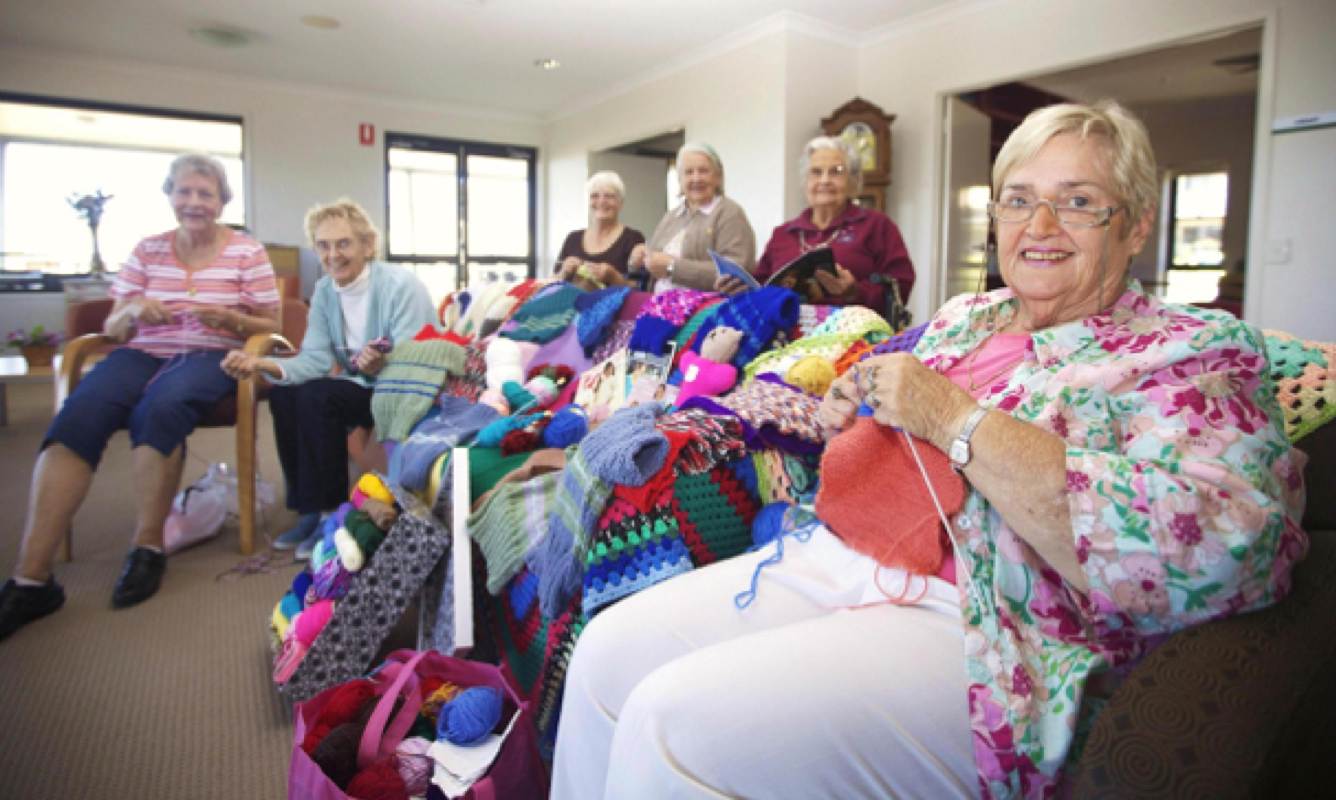 Seniors Knitting