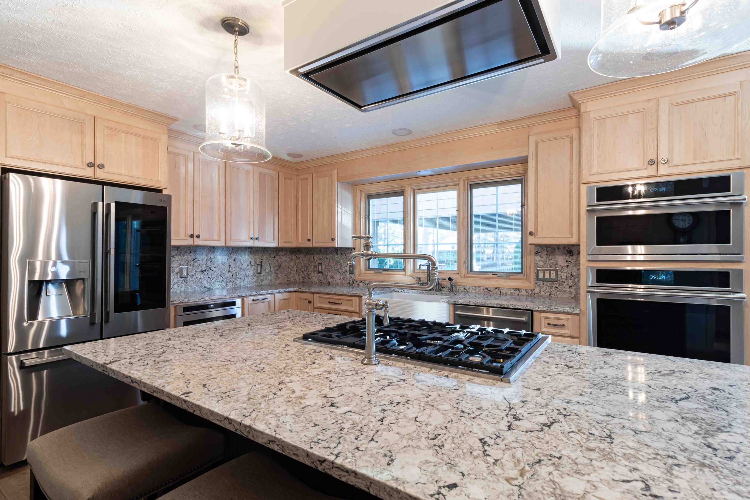 Traditional Transitional Kitchen Remodel by Odell Construction Inc. project photo 3