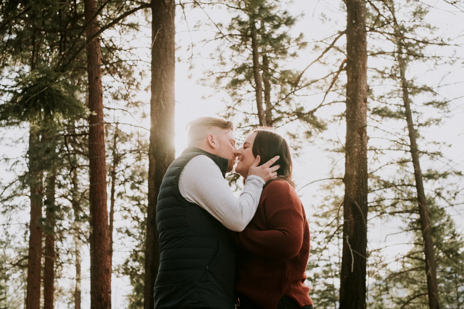 Danielle &amp; Kyle - Kelowna Engagement Shoot
