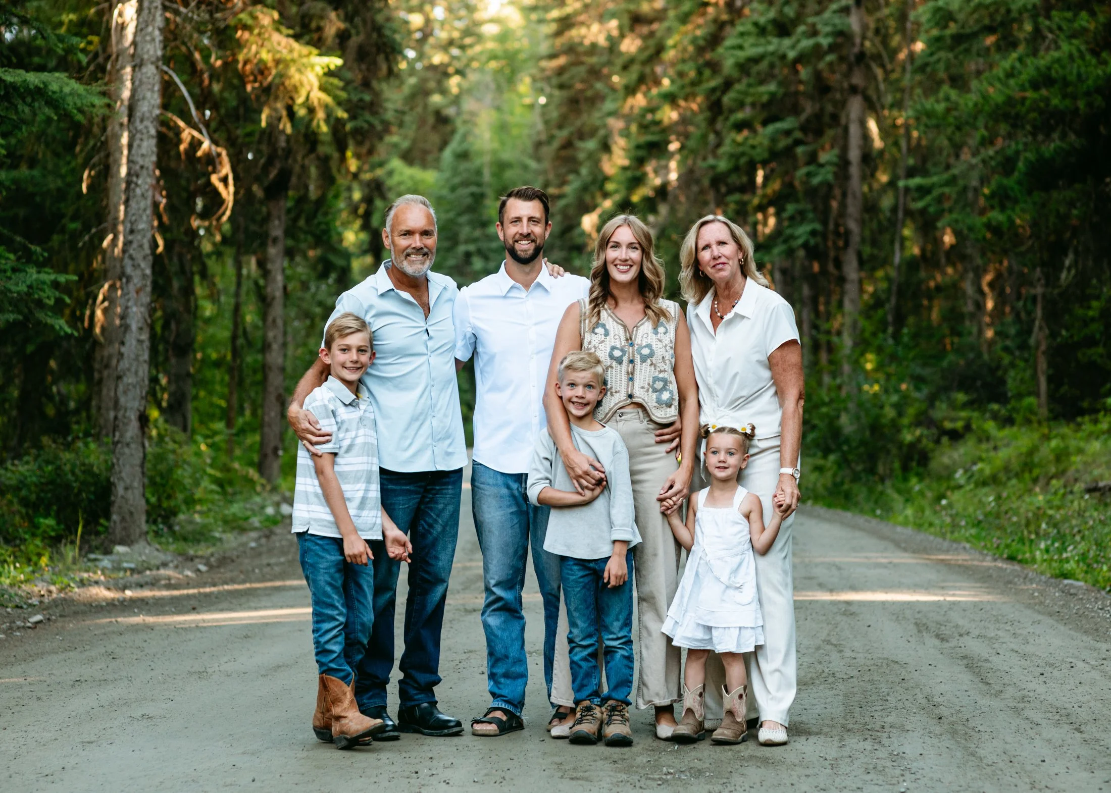 2025KeeferLakeFamilyPhotos-webres-67.jpg