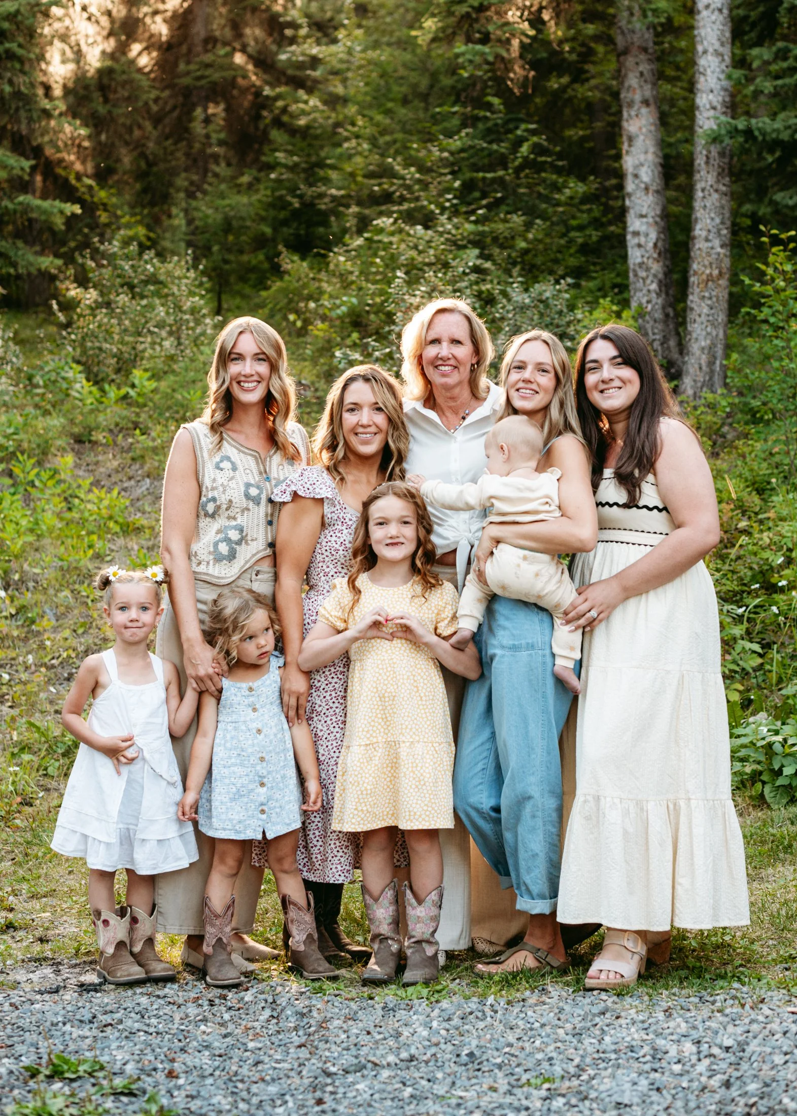 2025KeeferLakeFamilyPhotos-webres-144.jpg
