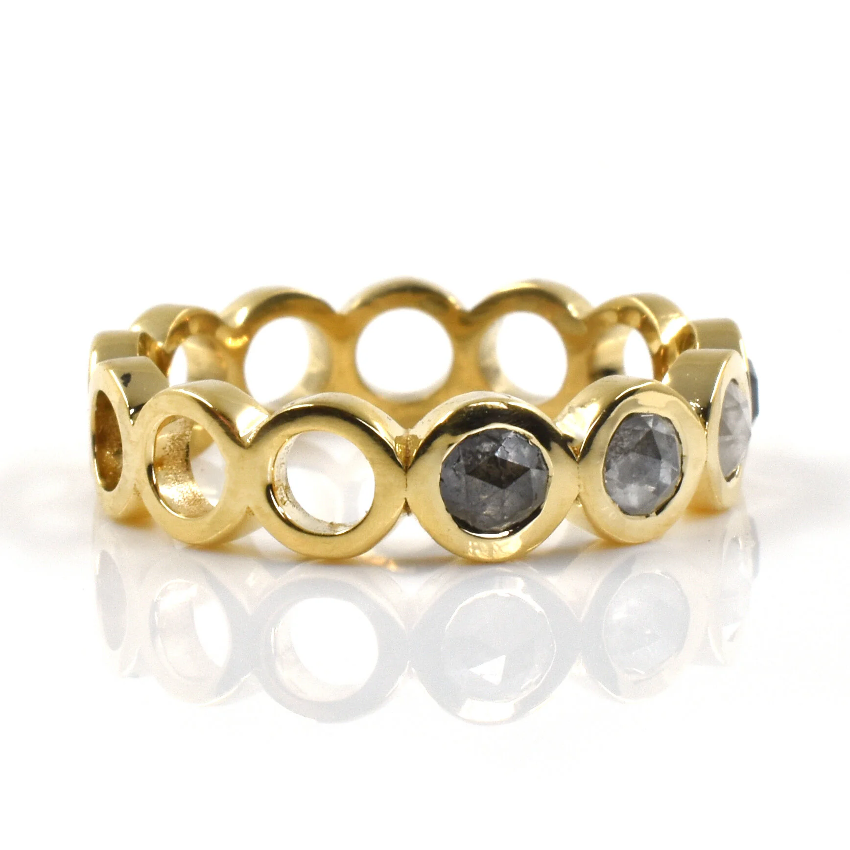 bohemia circle rosecut lightbox side.jpg