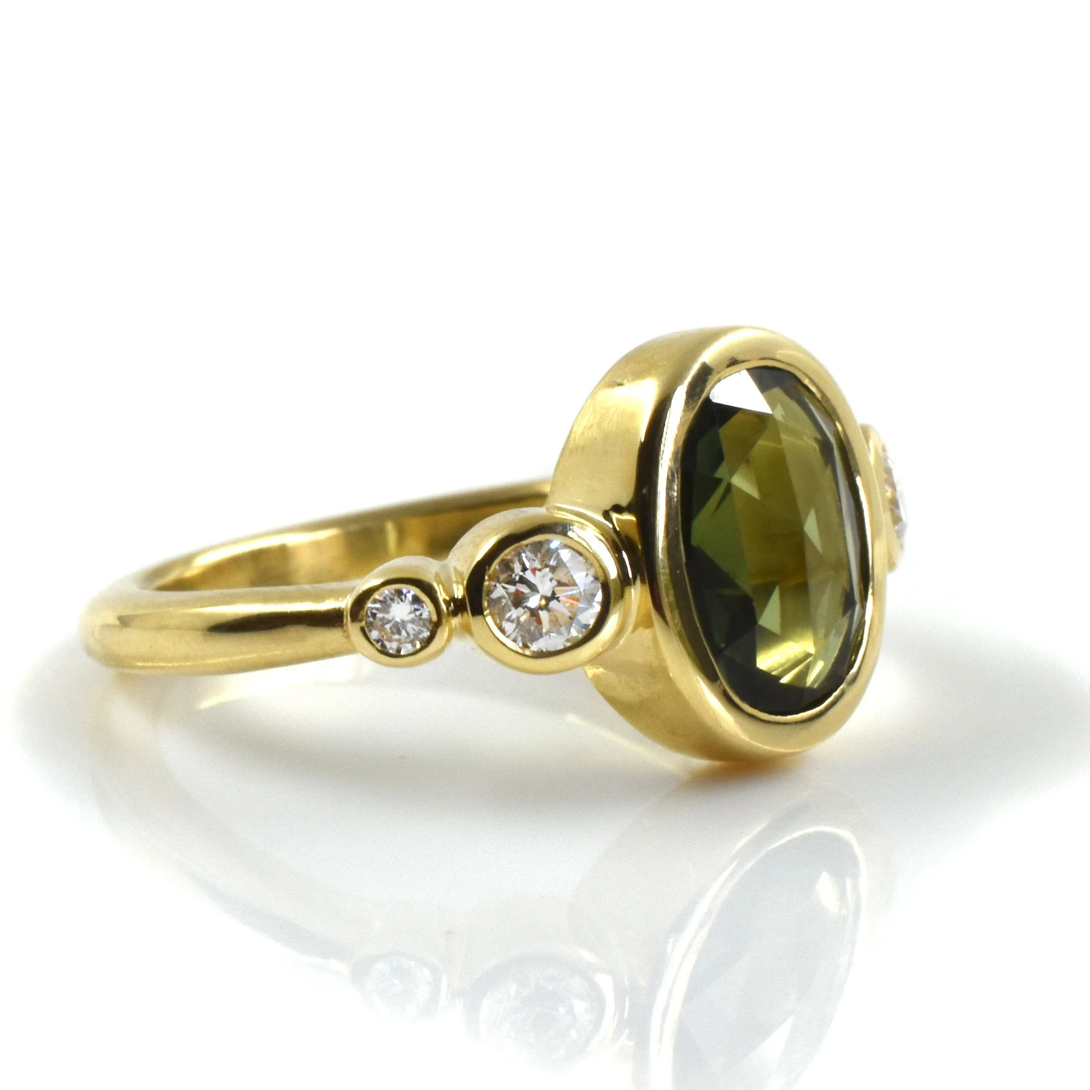 Green rosecut daydream lightbox side .jpg