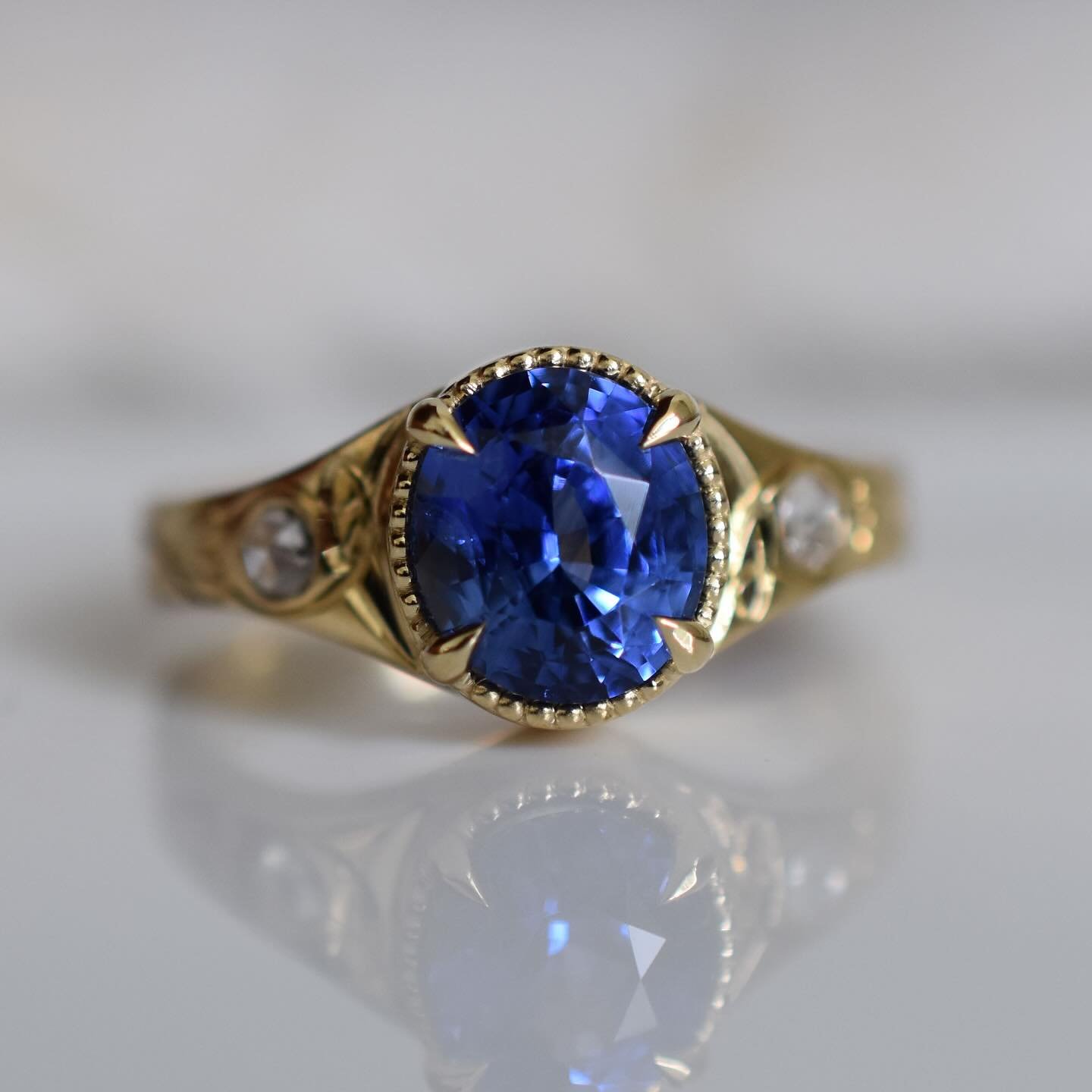 New Ivy💛
This one is made with the most stunning blue sapphire I sourced in Tucson&hellip;one of those sapphires you keep coming back to over and over&hellip;asking to keep it on hold, asking to see it again&hellip;ect&hellip;I know the suppliers we