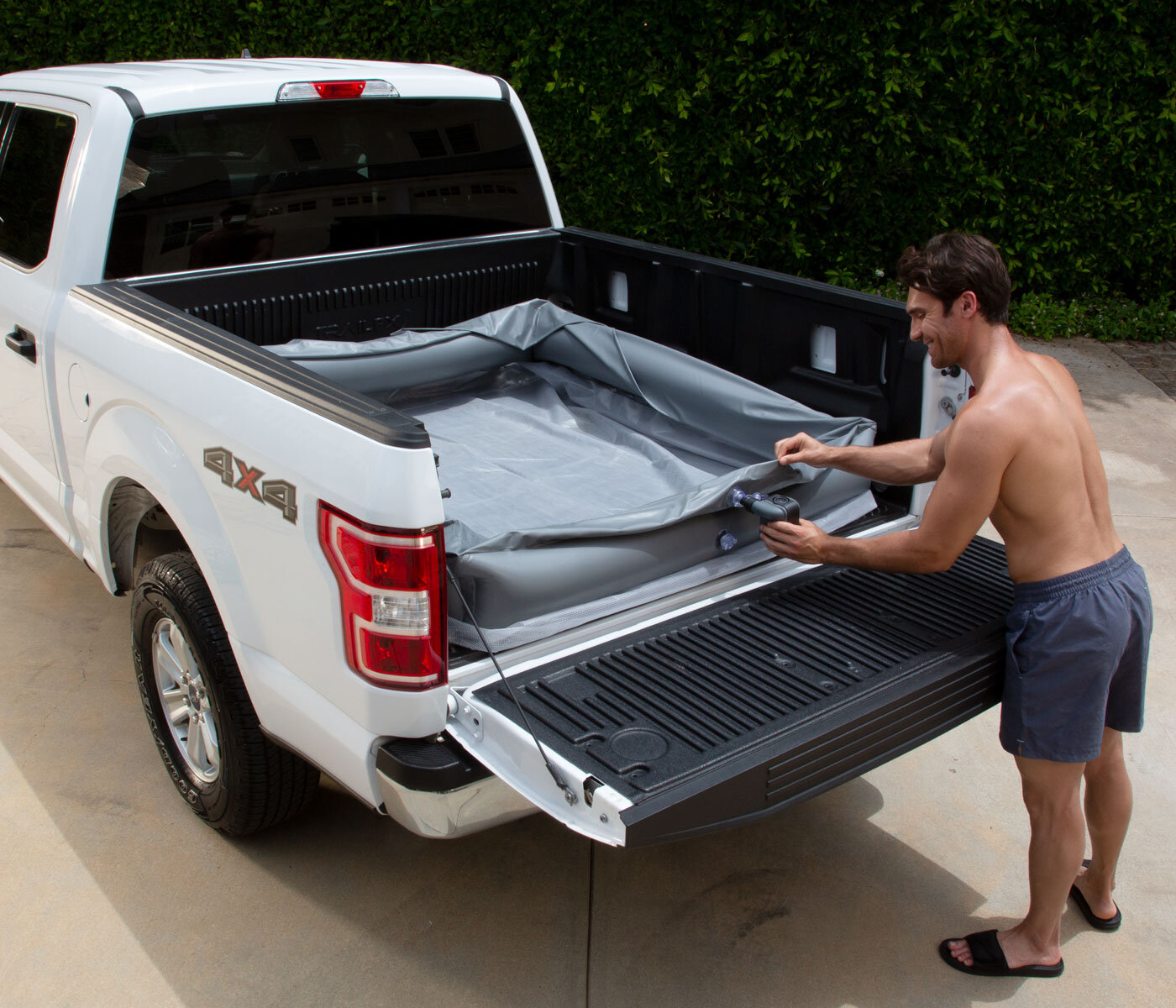 Summer Waves Inflatable Truck Bed Pool 66"x62"x21" FREE SAME DAY SHIPPING! 