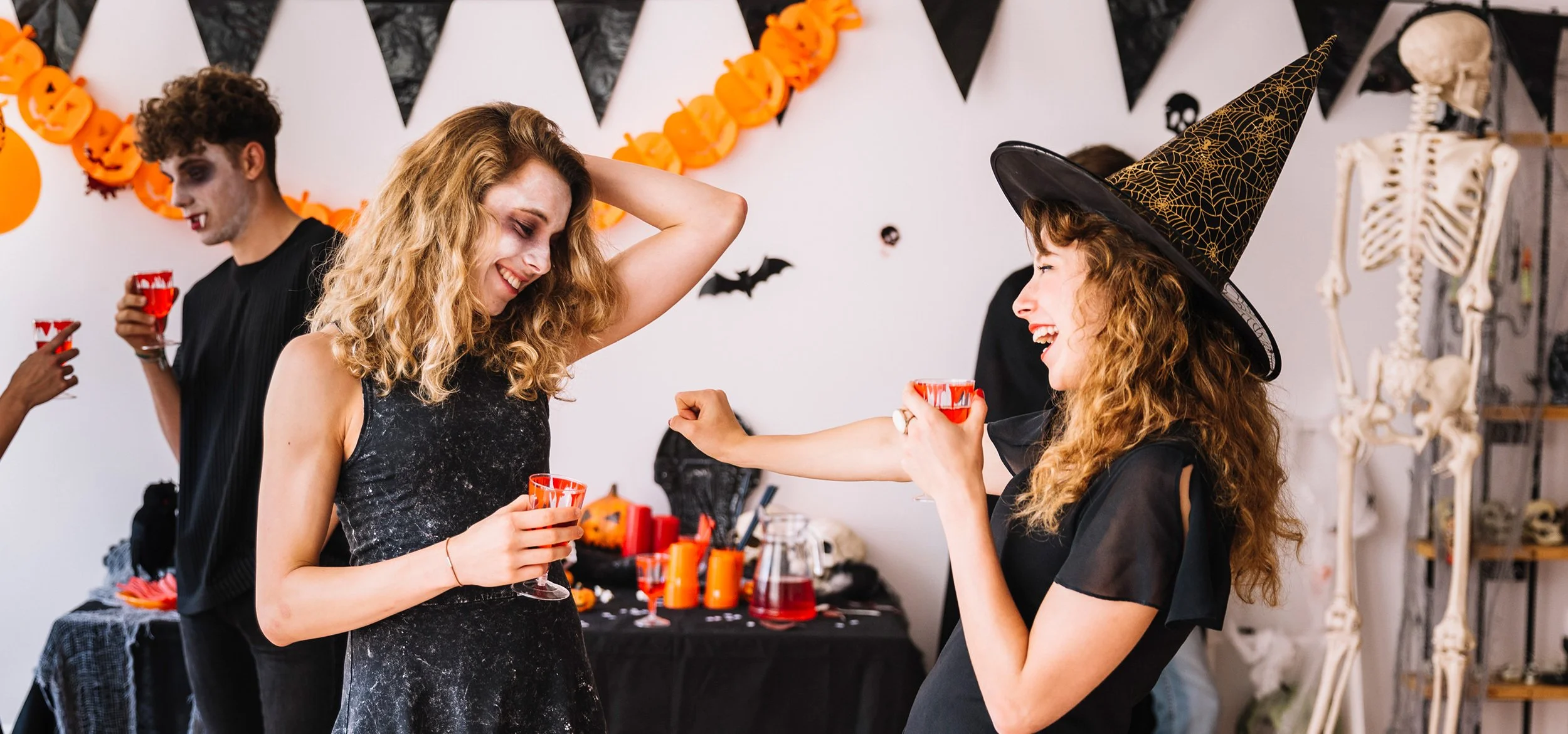A Frightfully Fun DIY Checklist for Hosting a Spook-tacular Halloween Party
