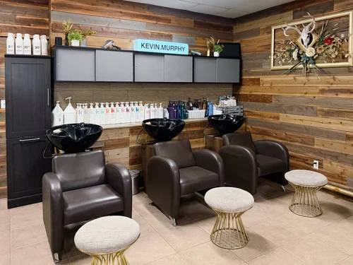 Huntress Salon, business photo 4