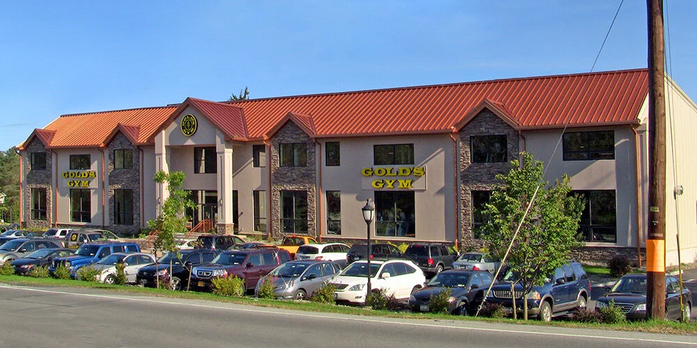 goldsgym1.jpg