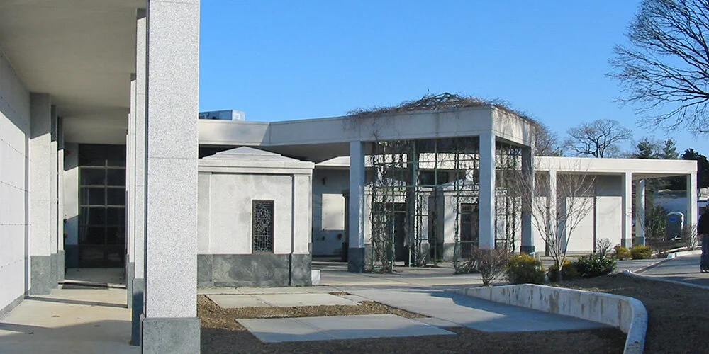 mausoleum-construction-new-york-woodlawn1.jpg