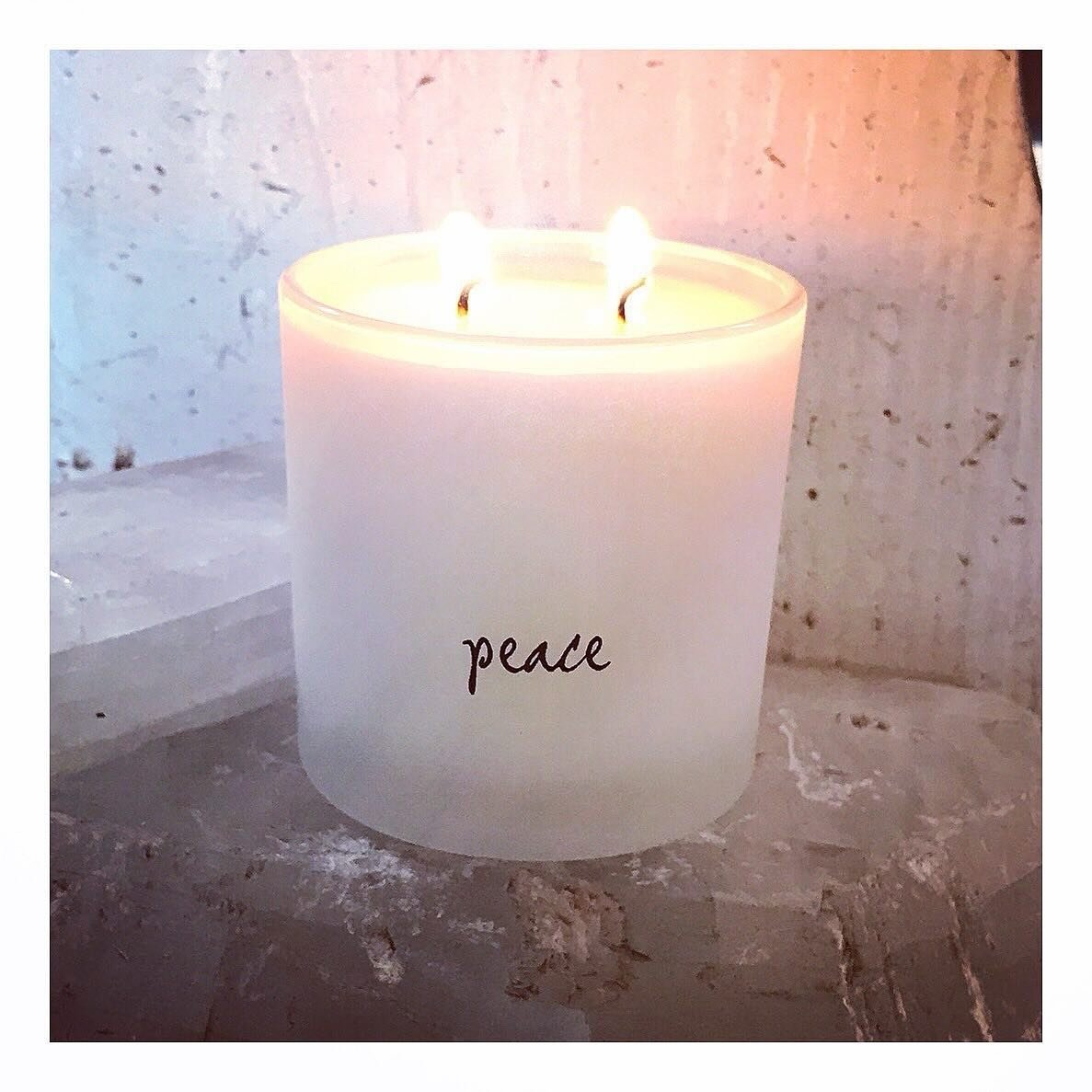 ❤️ P  E  A  C  E ❤️ #peaceloveandwisdom #intentioncandles  PEACE ~ cardamom rose cedarwood + bergamot double wicked hand poured soy INTENTION CANDLES #setintentions