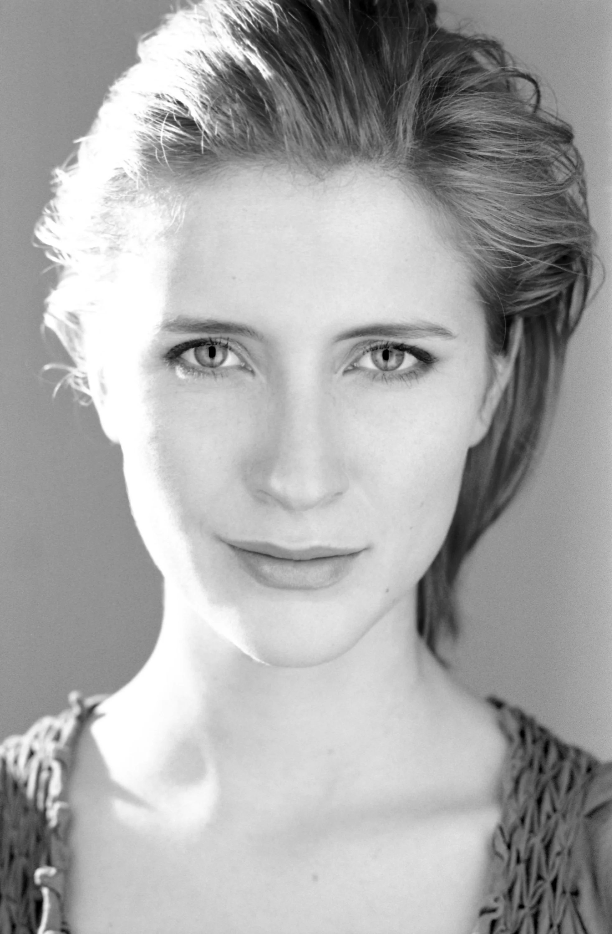 Elisabeth Gray B_W.jpg