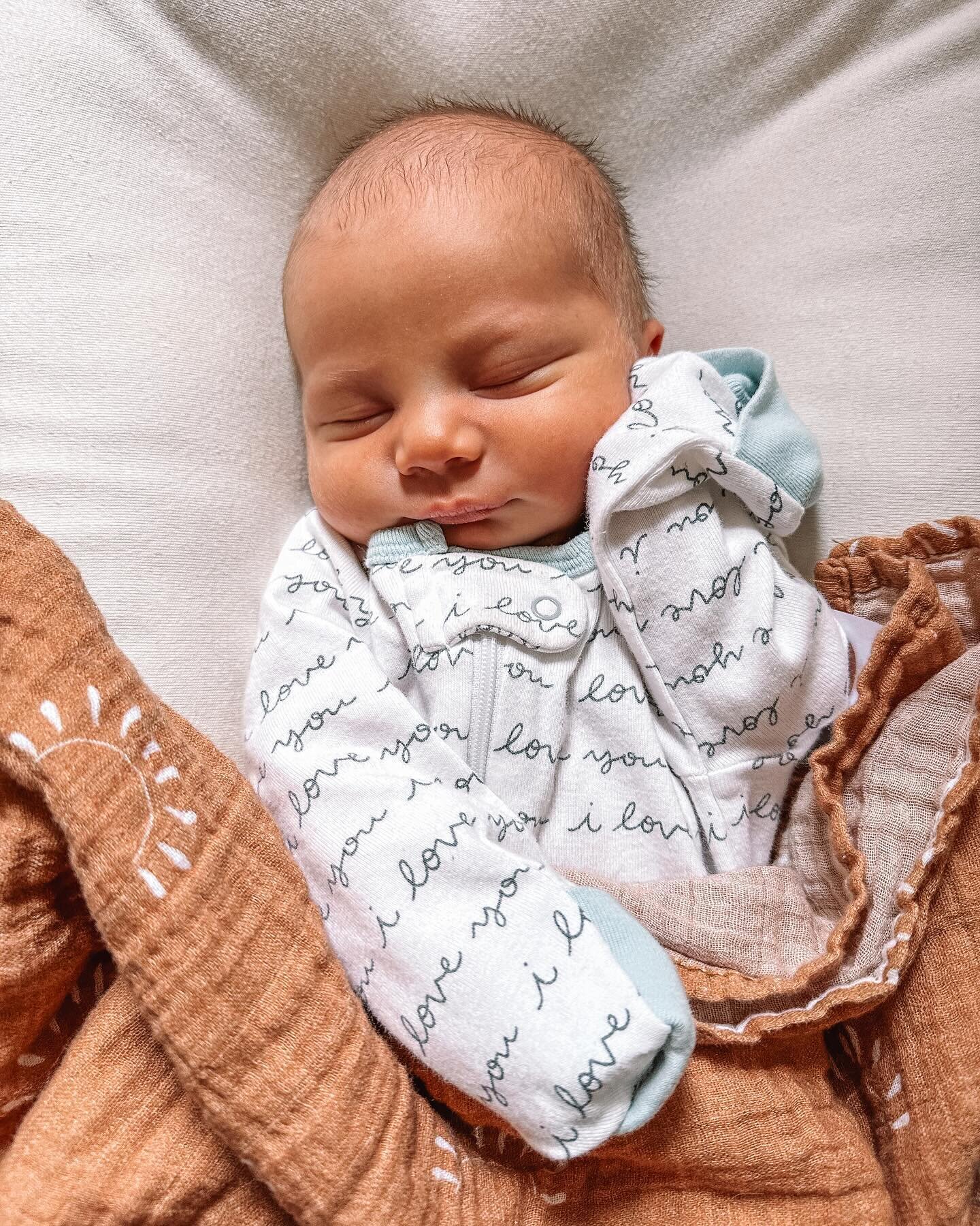 Welcome home, Jack. 🤍

A little glimpse of what our first six days have been like as a family of four. 

Jack Christopher joined us Wednesday afternoon. Since then we&rsquo;ve been in a beautiful state of transition.

I&rsquo;ve never felt so much l
