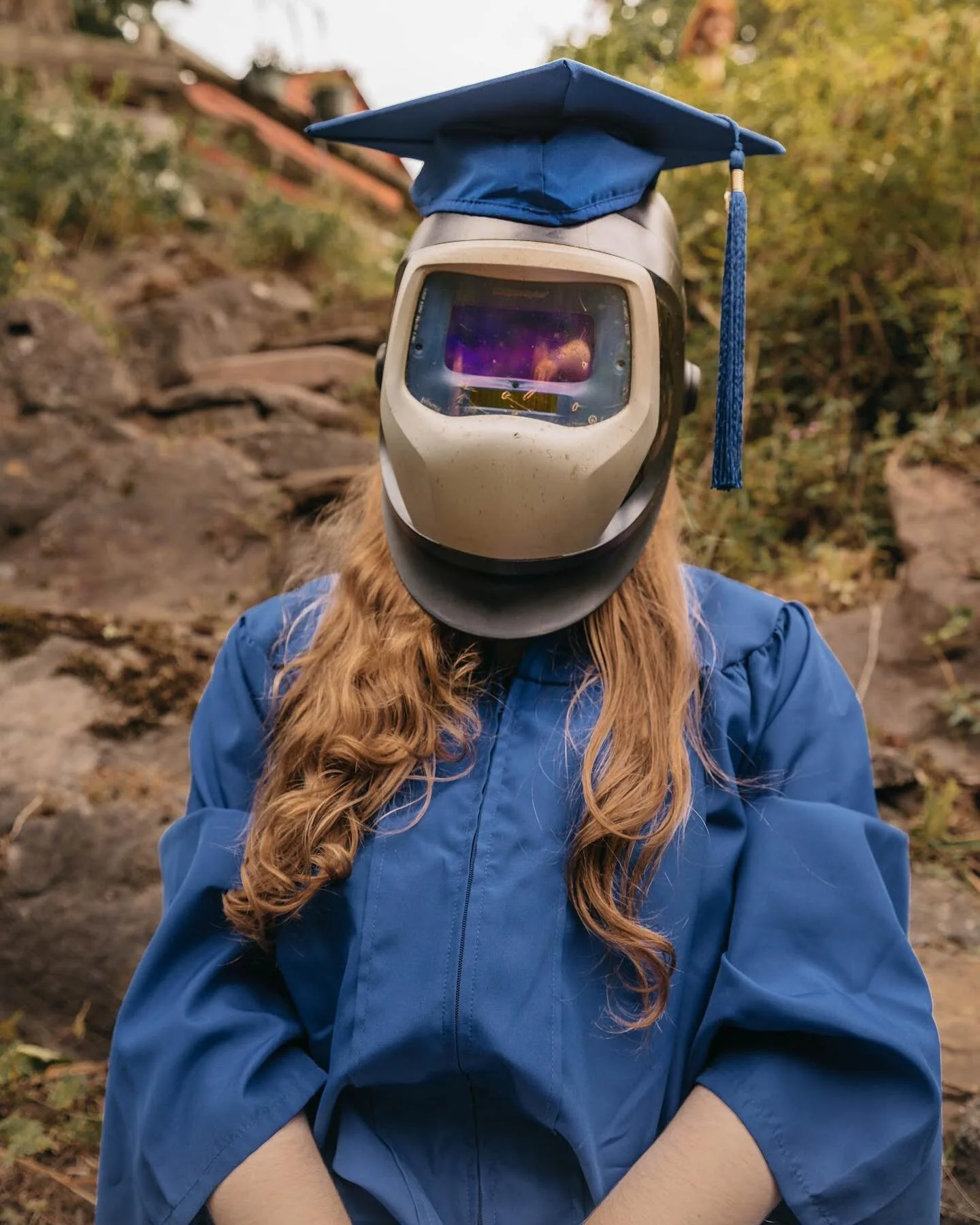 MY BEST FRIEND GRADUATED WELDING SCHOOL! They sure didn&rsquo;t make it easy for her but she did the damn thing. I&rsquo;m honored to have taken your grad photos Arwyn ☺️🌟